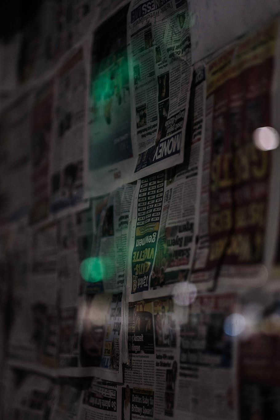910x1365 Newspaper news 1080P, 2K, 4K, 5K HD wallpaper free download