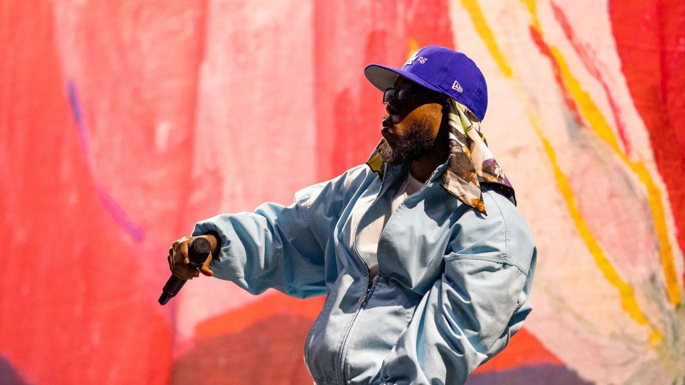 1400x787 Kendrick Lamar Just Dropped A Sleek Anti Smart Phone