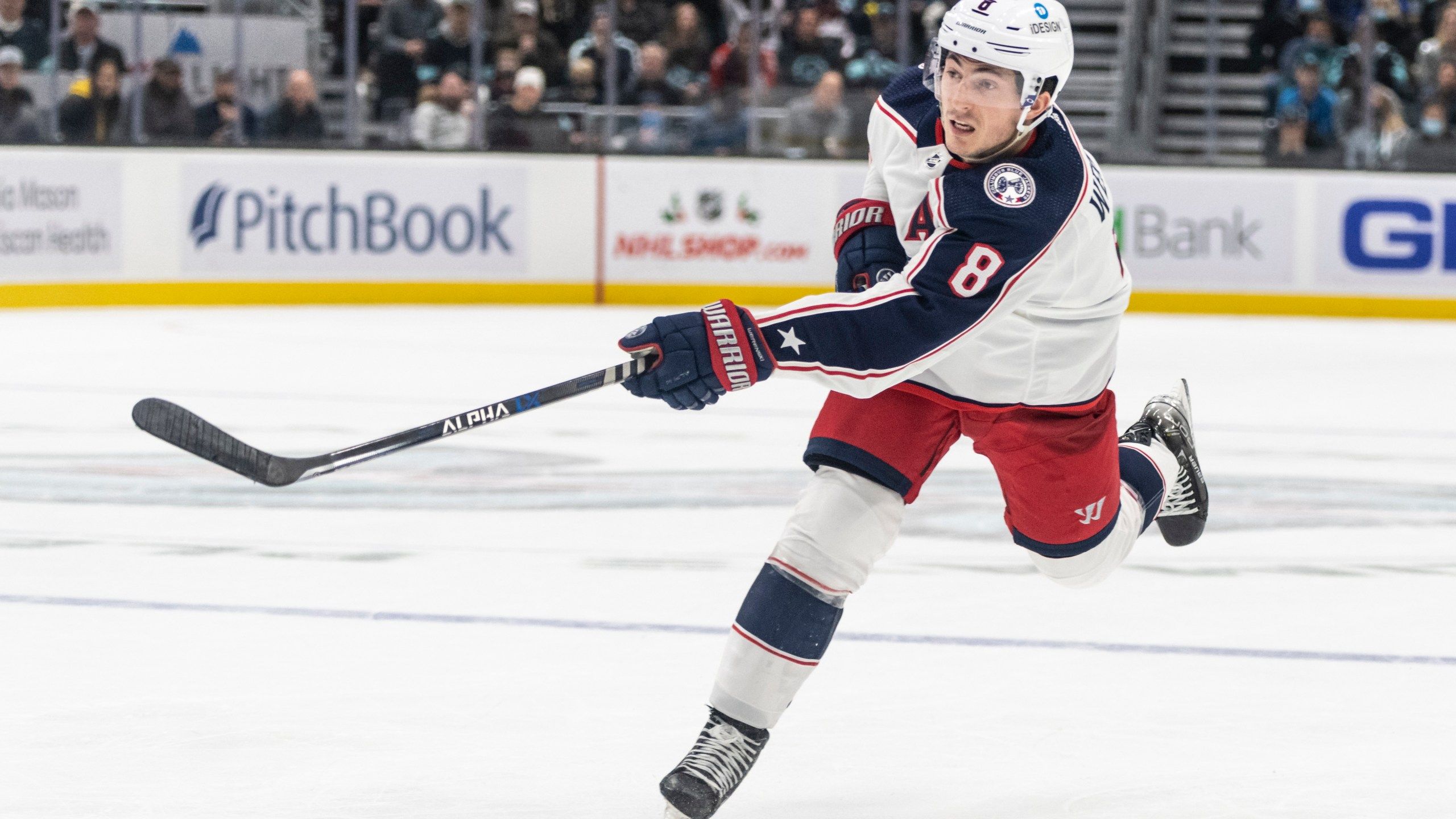 2560x1440 Blue Jackets' Zach Werenski finds out he made Team USA on date with fiancée