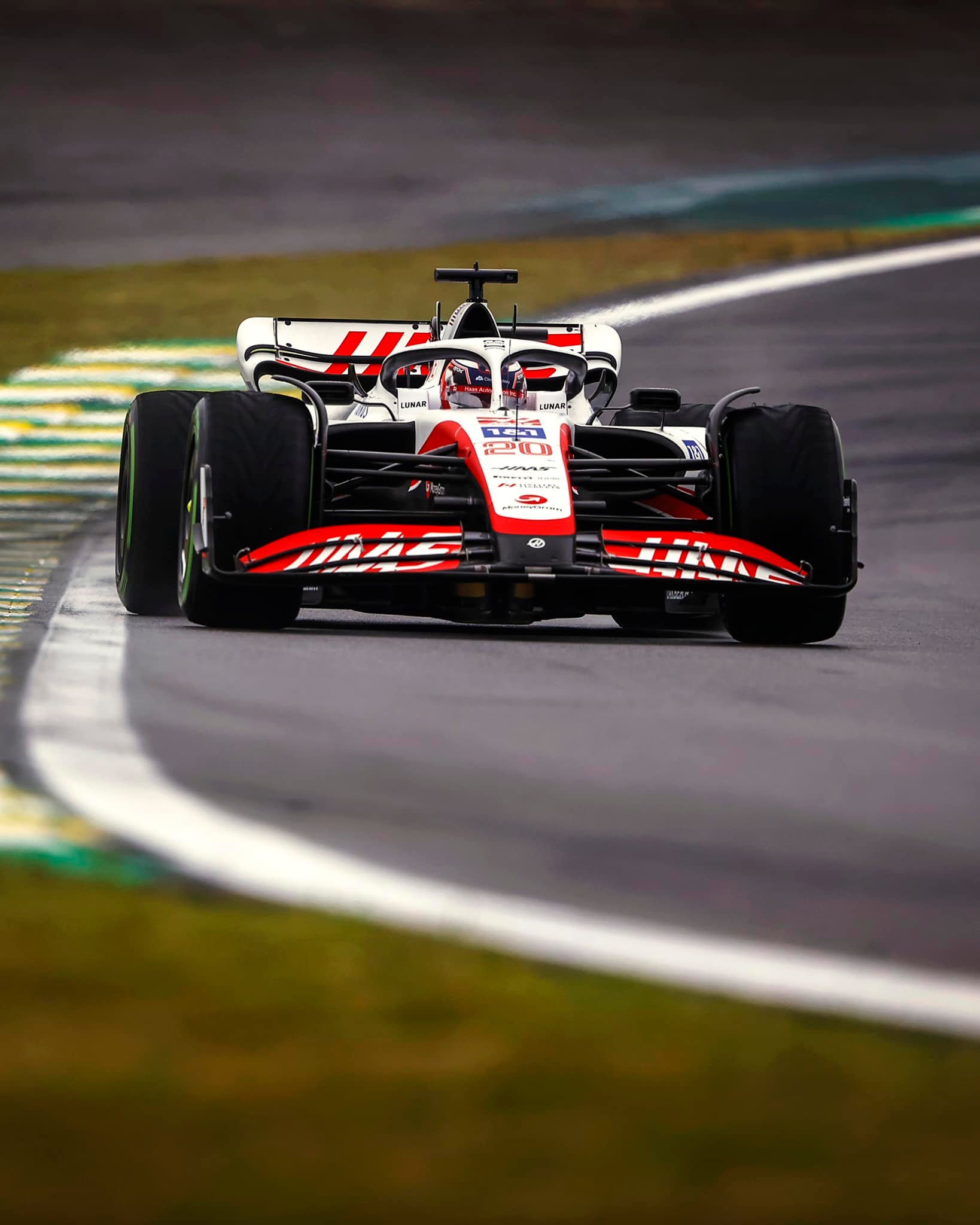 1638x2048 Kevin Magnussen Takes Pole Position at the Sao Paulo F1 Grand Prix, FP2 Is Next