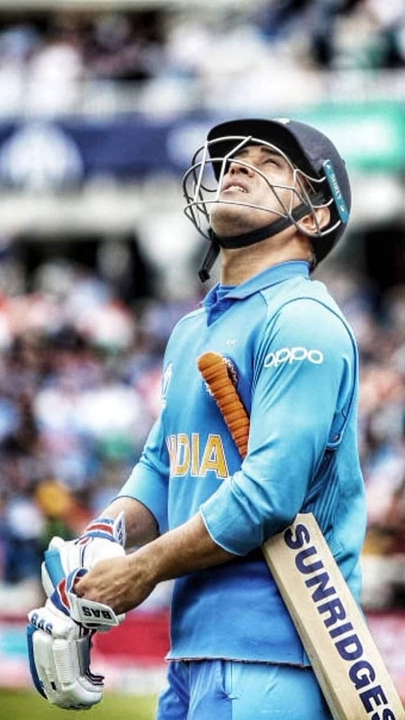 800x1422 Dhoni Pays Tribute, dhoni, pays tribute, winner, blue jersey, ms dhoni, HD phone wallpaper