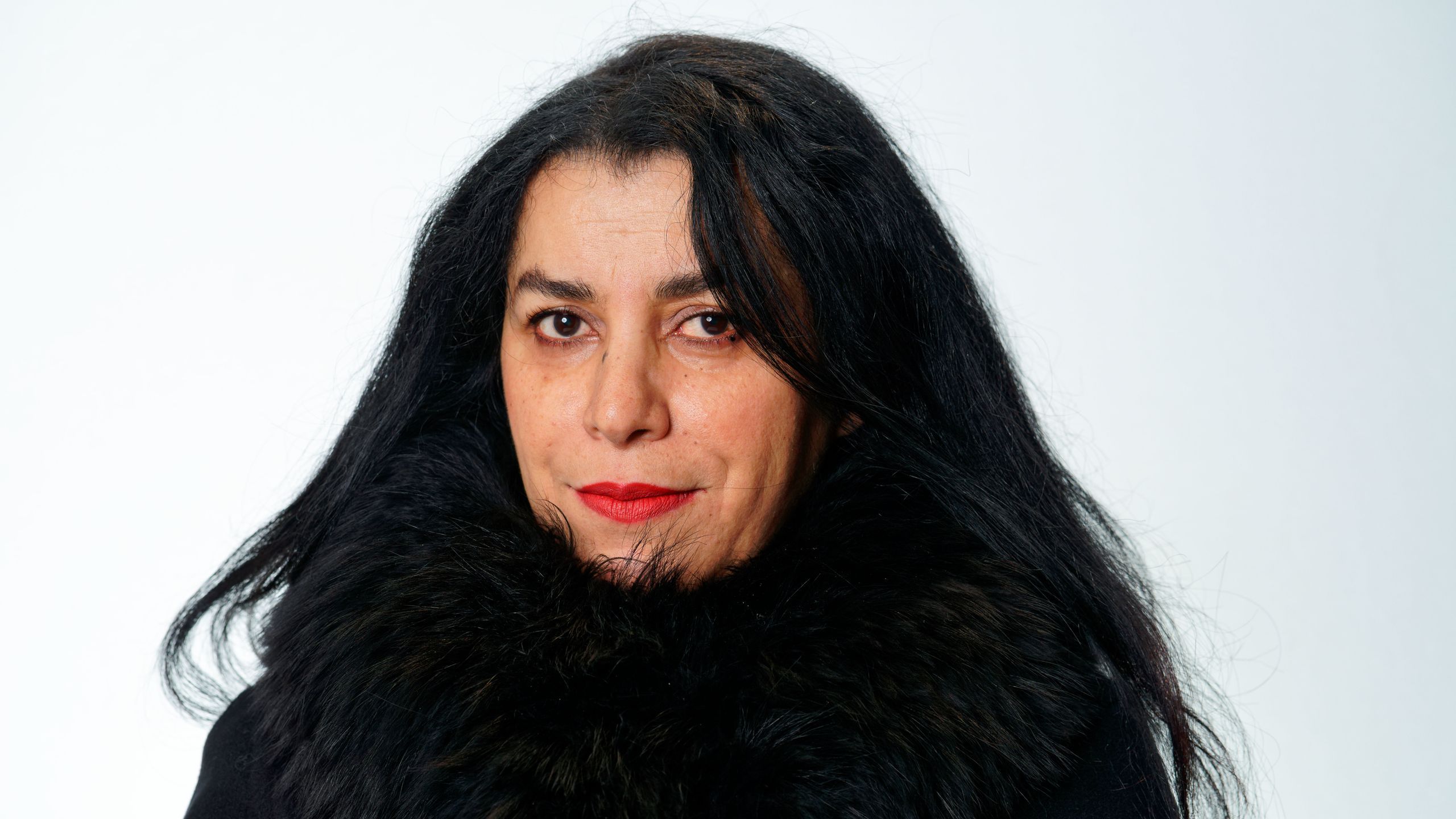 2560x1440 Marjane Satrapi refuse la Légion d'honneur et dénonce «l'attitude hypocrite de la France» à l'égard de l'Iran