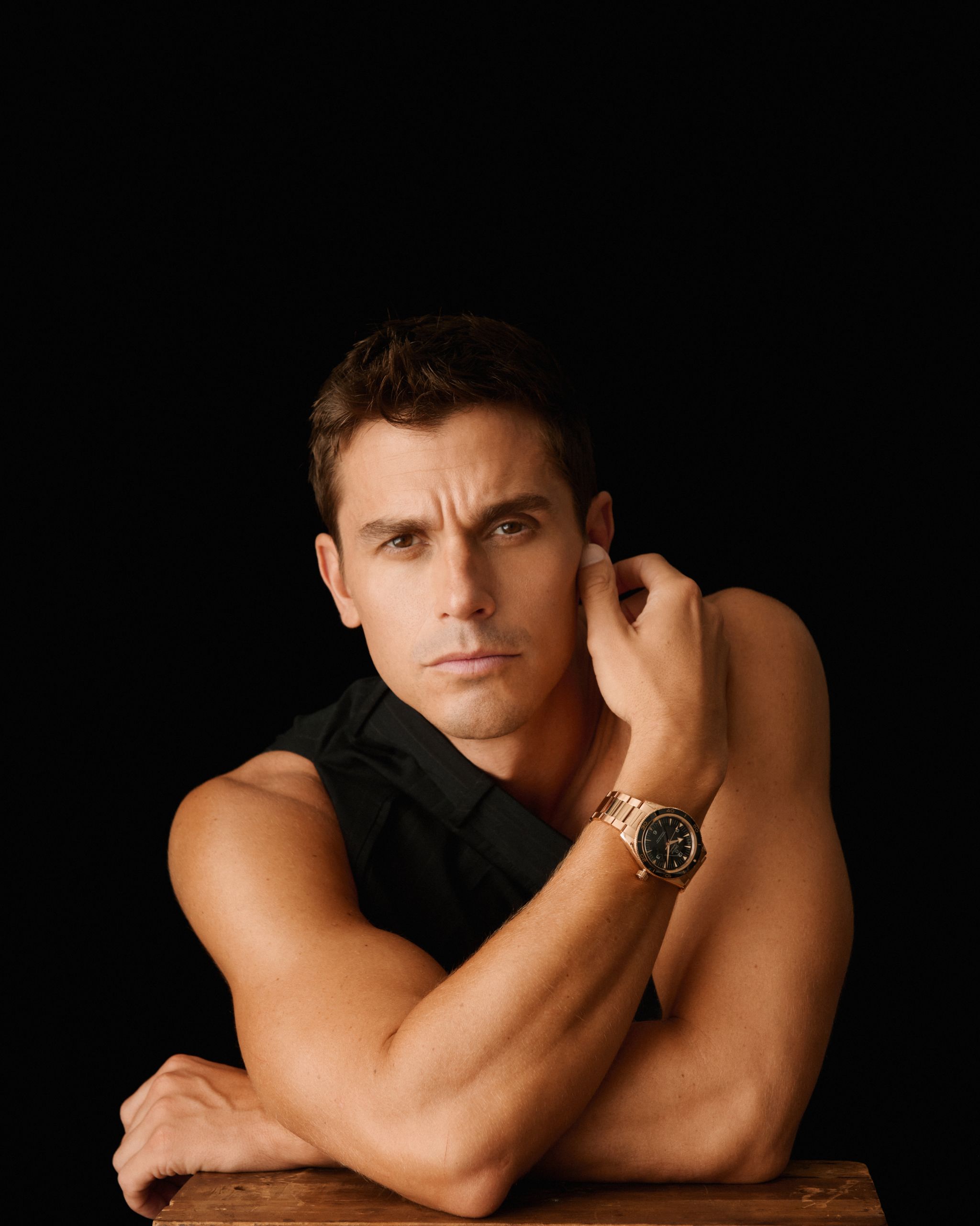 2048x2560 Antoni Porowski: Celebrating Food, Culture, and Heritage