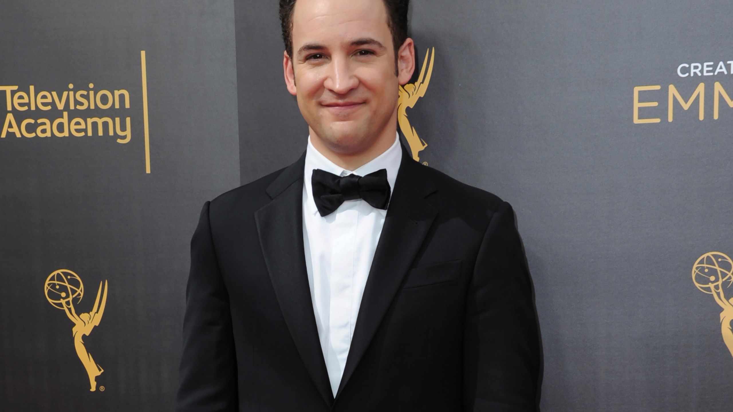 2560x1440 Boy Meets World' star Ben Savage enters US House race in LA