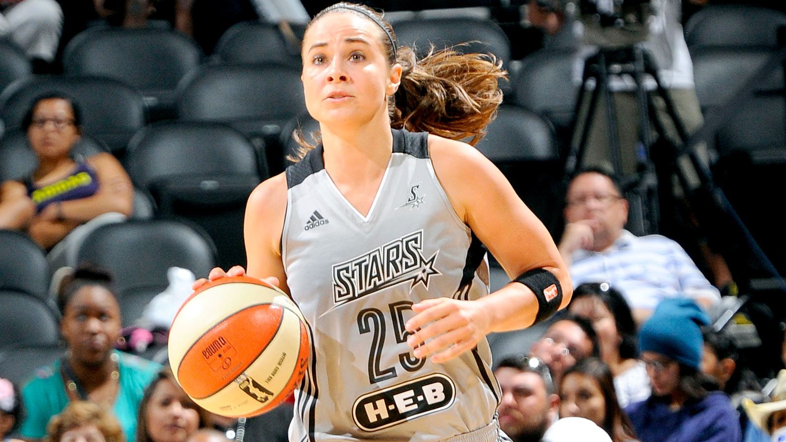 1600x900 Becky Hammon to retire after 16 seasons playing in WNBA