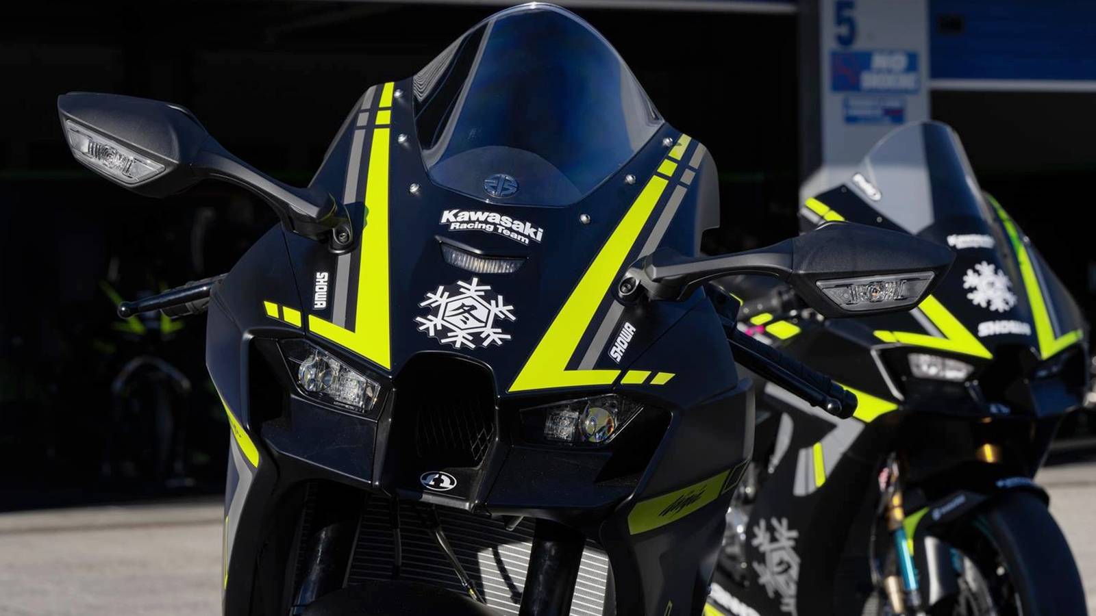 1600x900 Kawasaki Brews A Slithering Hot Kawasaki Ninja ZX 10RR To Kick Off Winters
