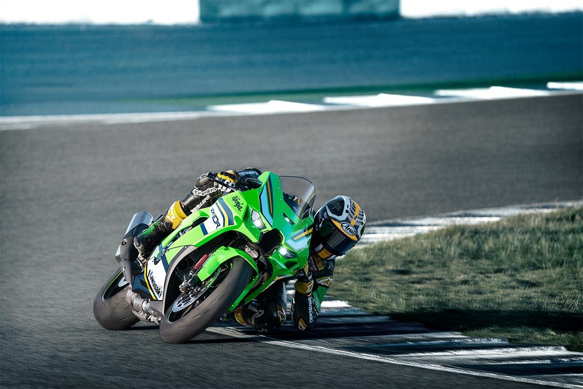 1200x800 Kawasaki Ninja ZX 10R 2025 Supersport. Procycles Motorbike Shop