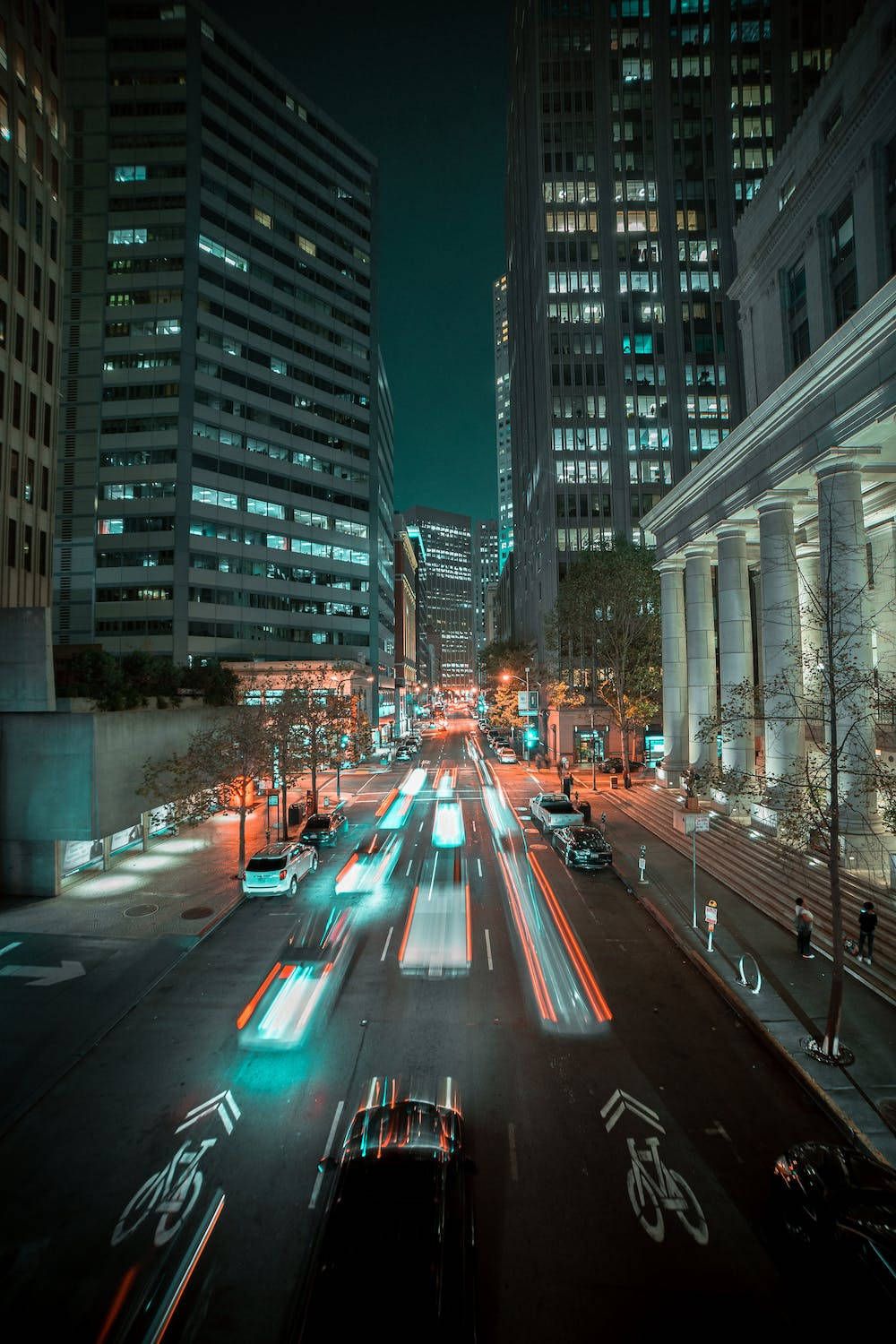 1000x1500 Download Road In City iPhone Whatsapp Wallpaper