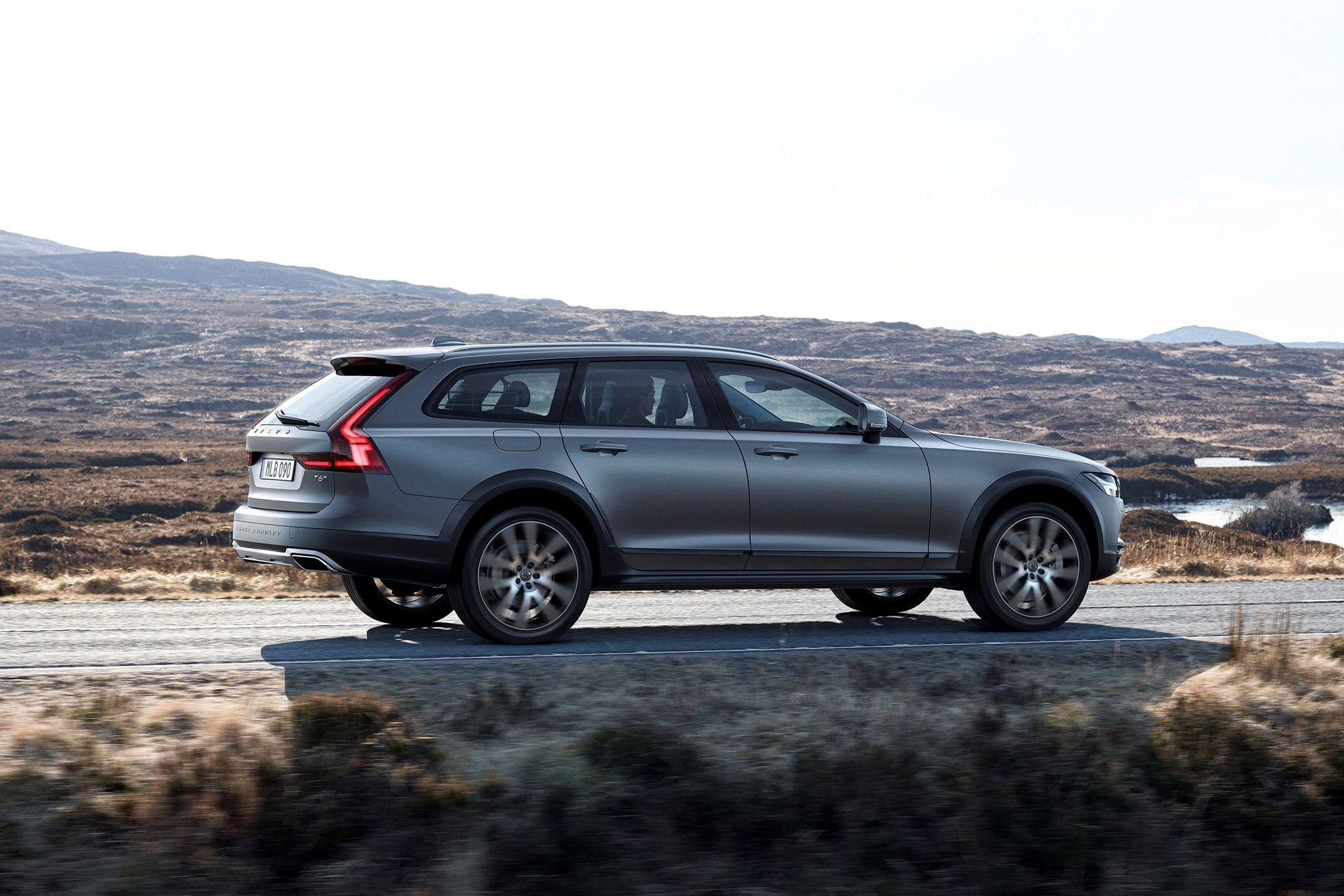 2048x1365 Volvo V90 Cross Country HD
