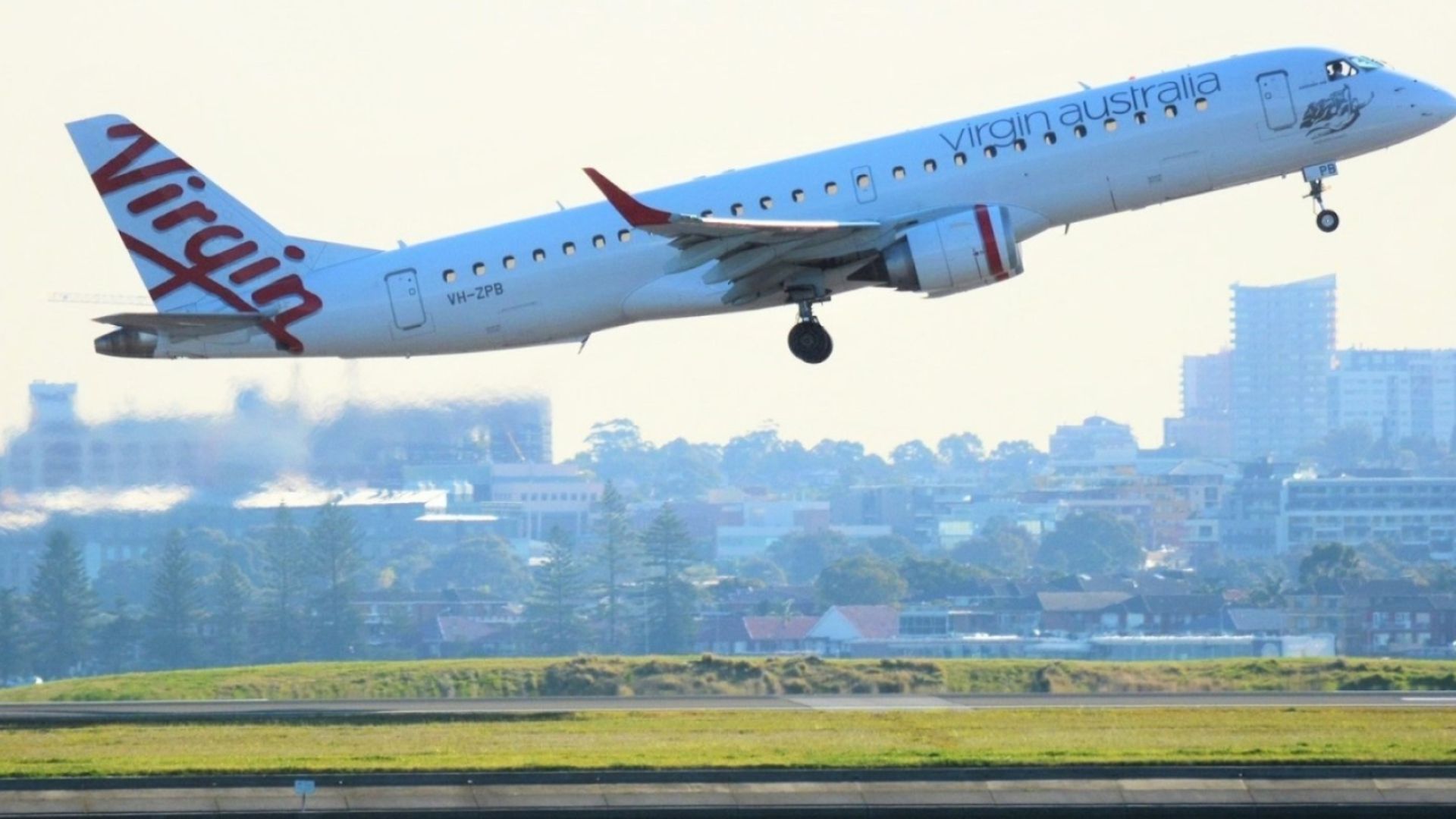 1920x1080 Embraer 190 Wallpaper