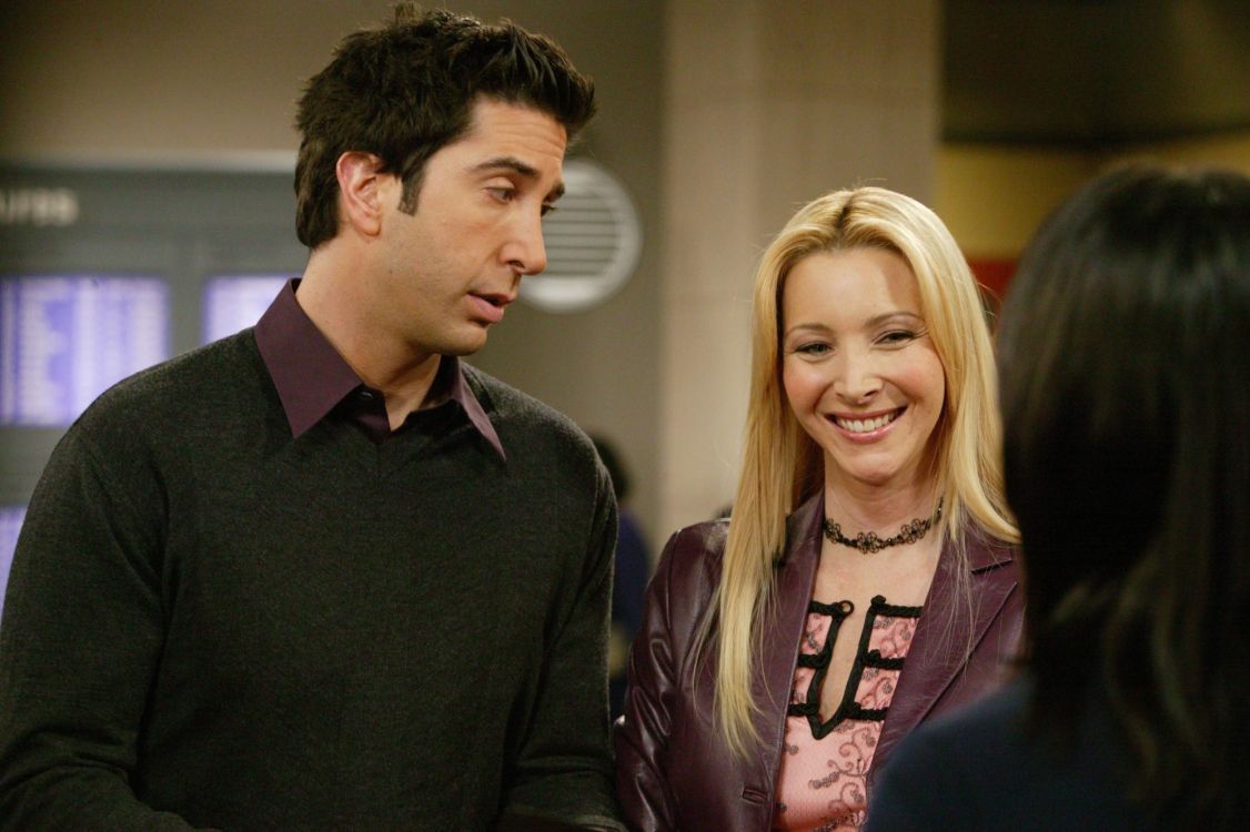 1126x750 Wallpaper David Schwimmer, Friends, Ross Geller, Fun, Interaction, Background Free Image
