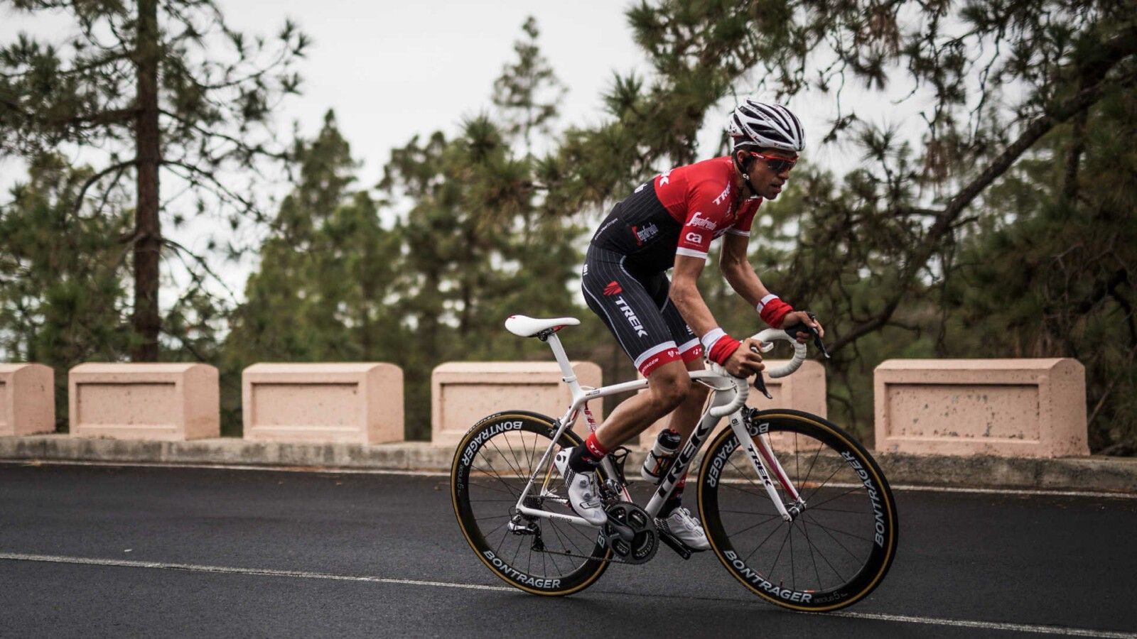 1600x900 First Look: Alberto Contador Grand Tour Celebración Emonda
