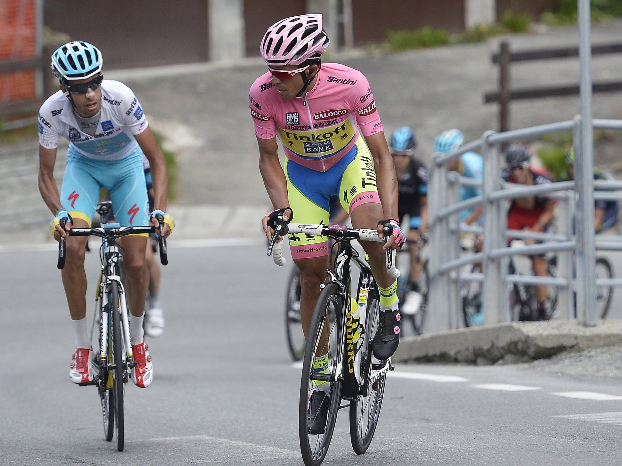 2048x1536 Giro d'Italia 2015: Alberto Contador moves a step closer to achieving rare double