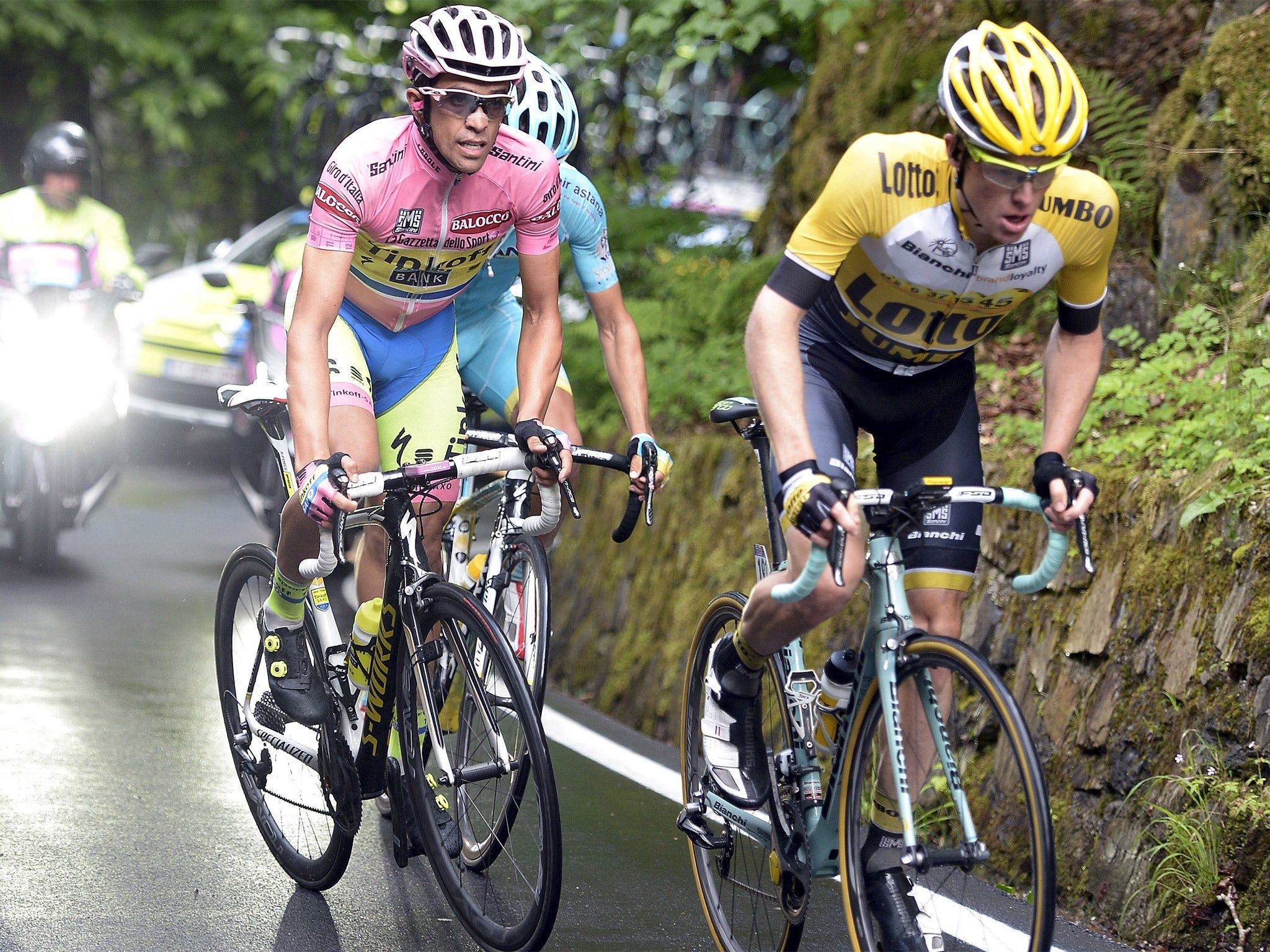 2048x1536 Giro d'Italia 2015: Battling Alberto Contador closes in on a second title