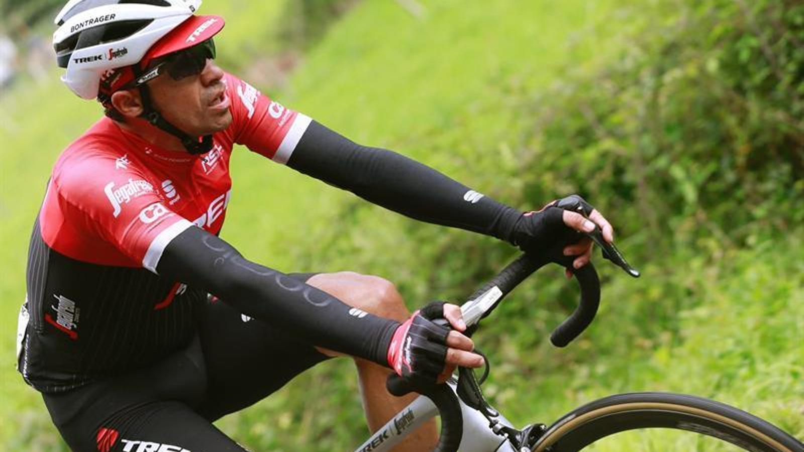 1600x900 Alberto Contador s'exhibeix a l'Angliru