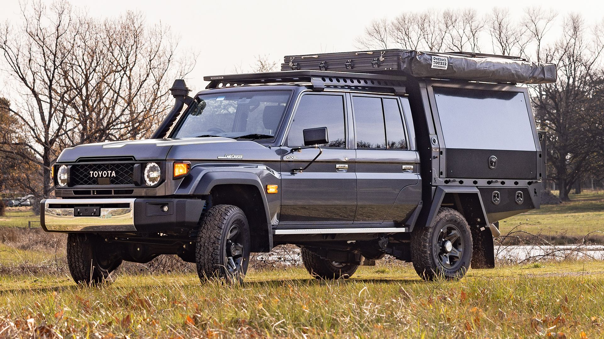 1920x1080 Toyota LandCruiser 79 Series Tray and Canopy Build