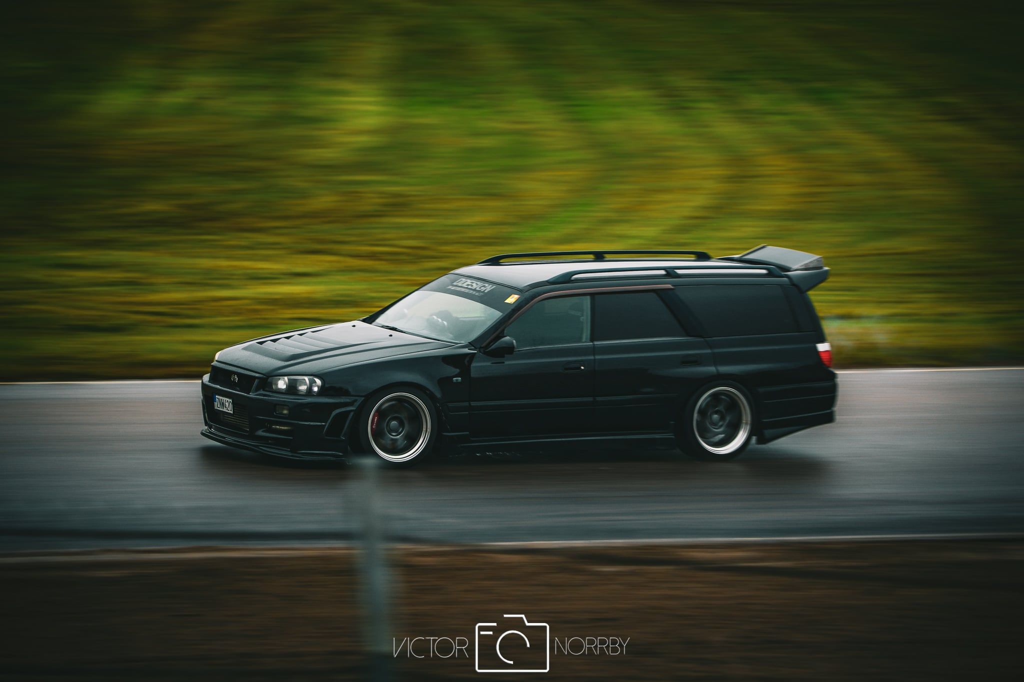 2048x1365 My 500hp Nissan Stagea RS at the track. Great fun with RWD in the rain!