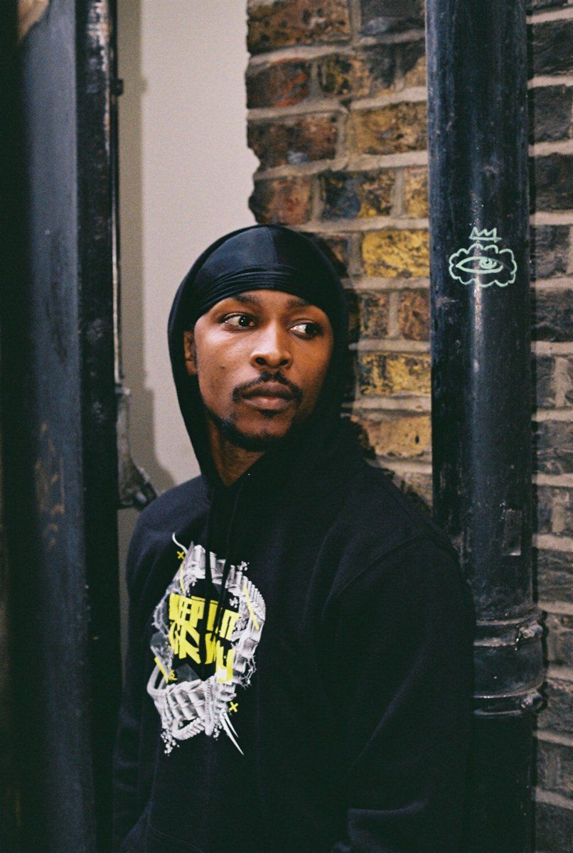 806x1200 Jme for Keepin it grimy AW22 noir hooded sweat fluoro' special edition Chinatown London United Kingdom