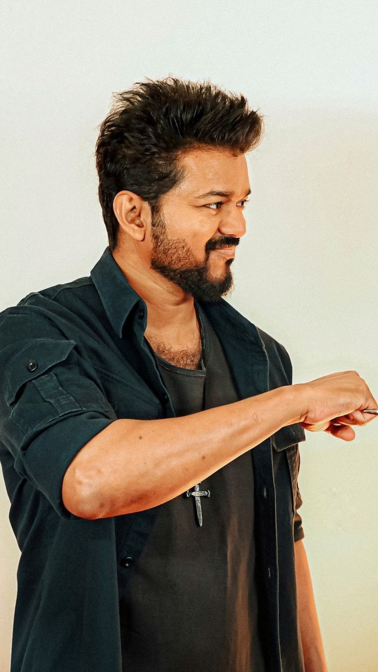 736x1308 Vijay Thalapathy