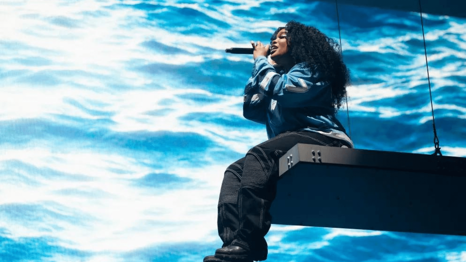 1600x900 Sza Saturn Wallpaper