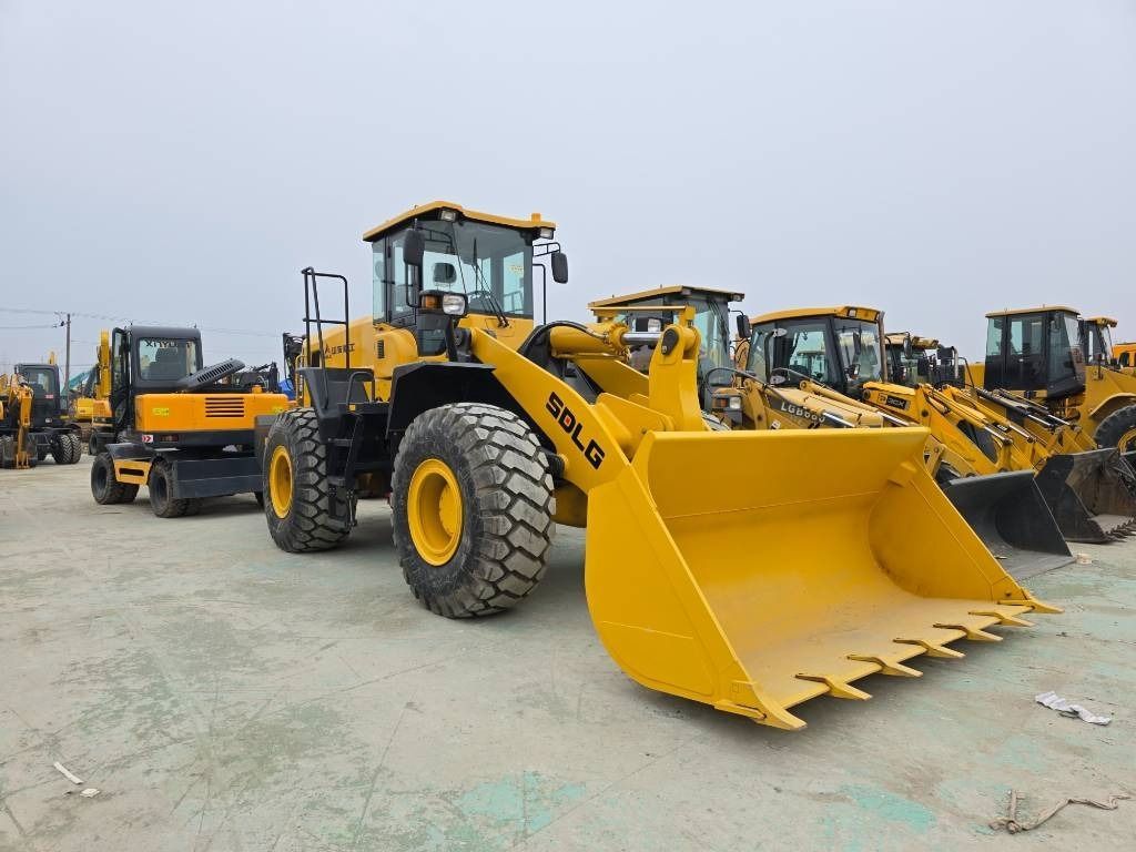 1024x768 SDLG LG Wheel loader, 16961 EUR