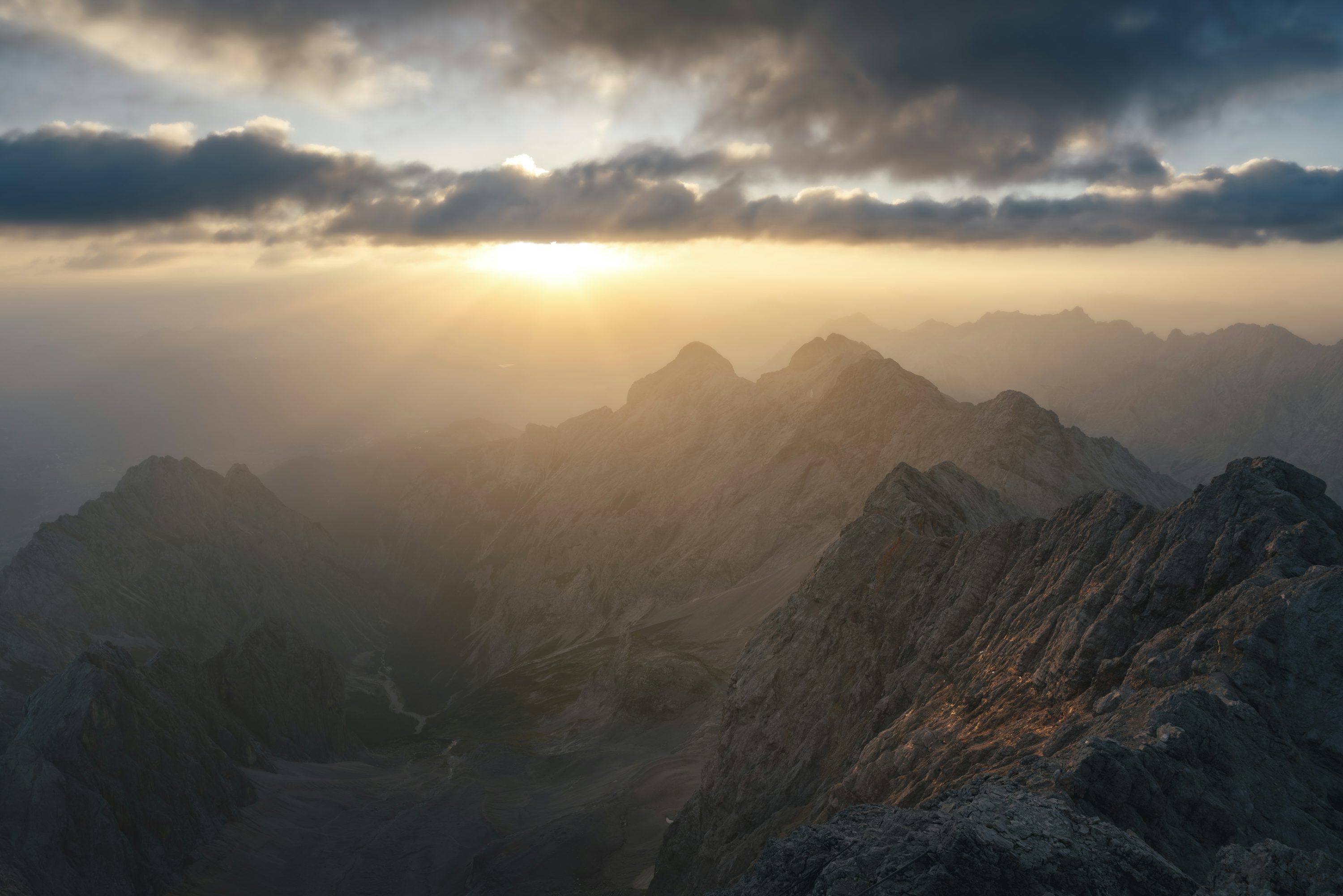 3000x2001 Mountain Wallpaper 4K & HD Downloads