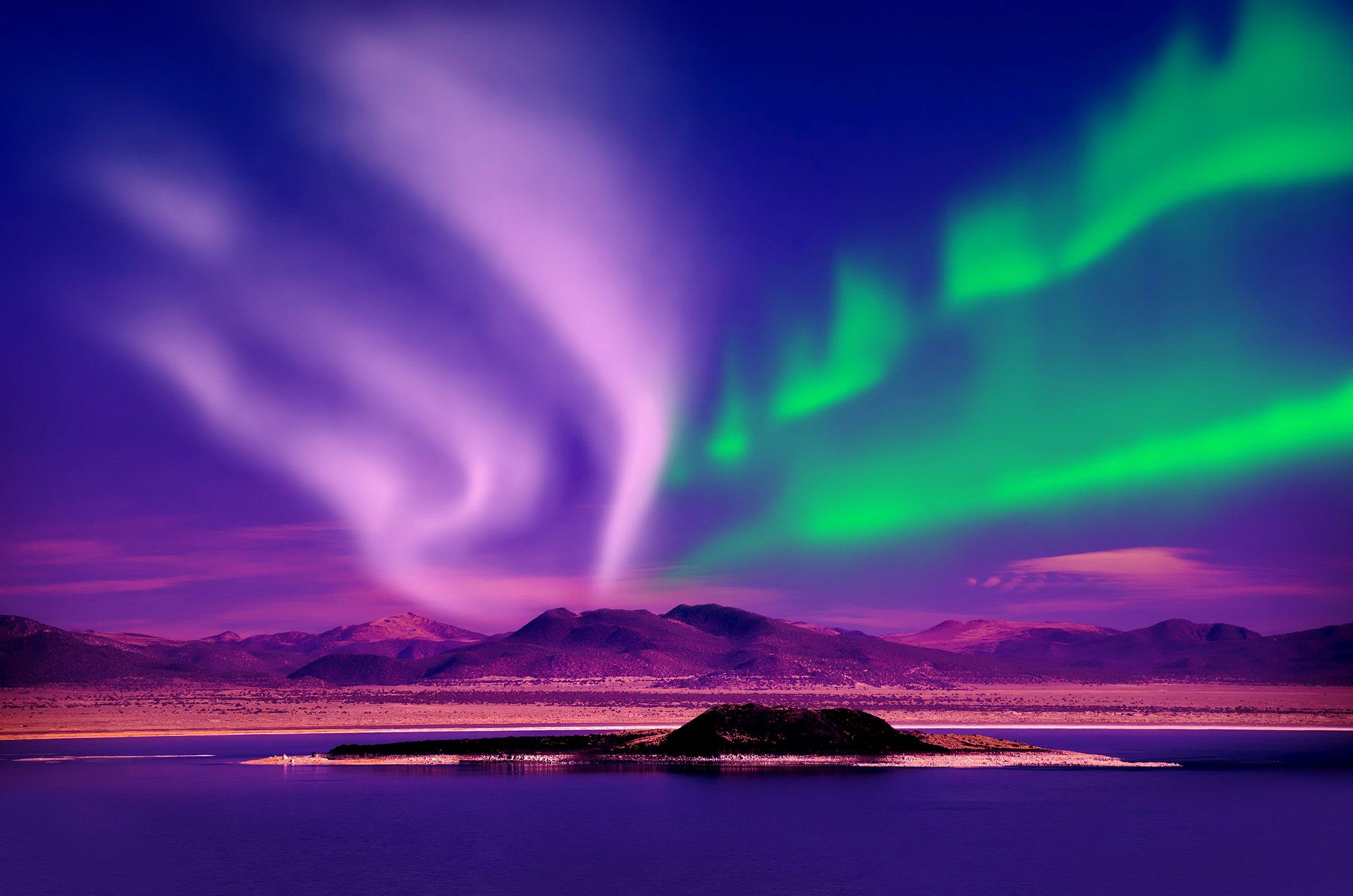 2560x1695 Free Download Northern Lights Wallpaper