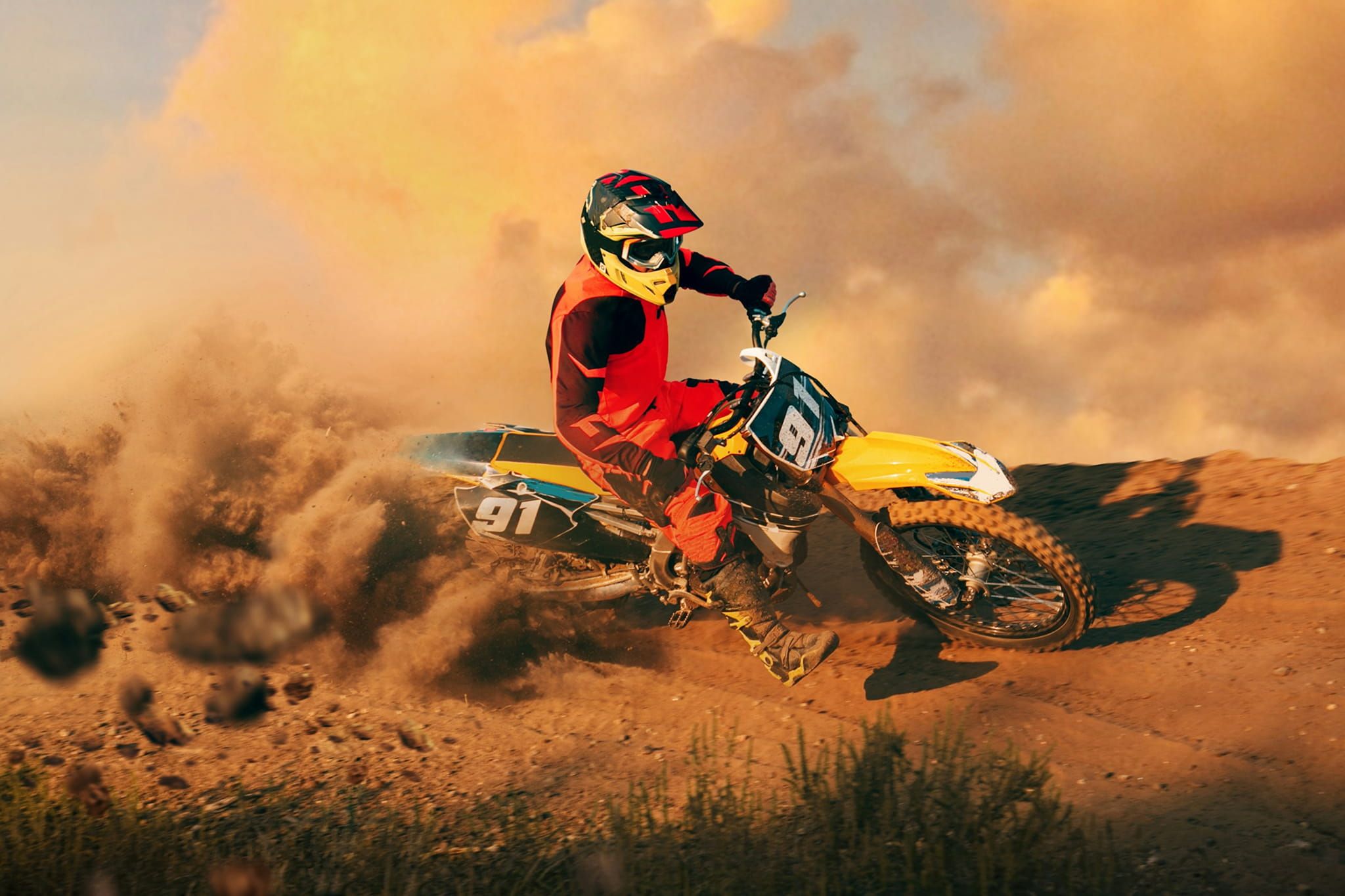 2048x1365 Dirt Bikes 101: A Beginner's Guide To Off Road Riding With Us