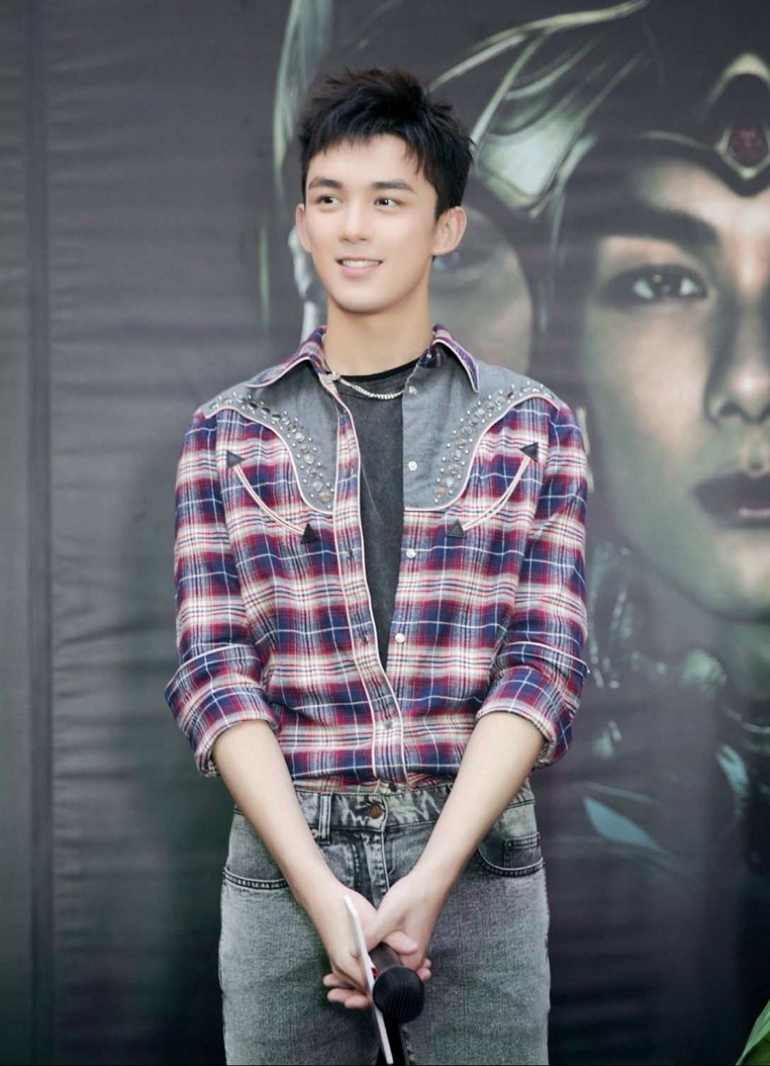 1088x1506 Leo Wu Wallpaper