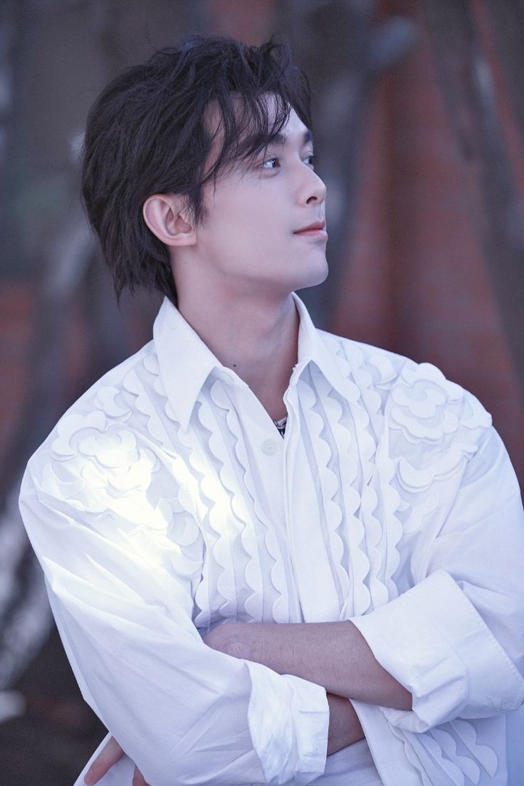 736x1103 Wu lei / Leo wu
