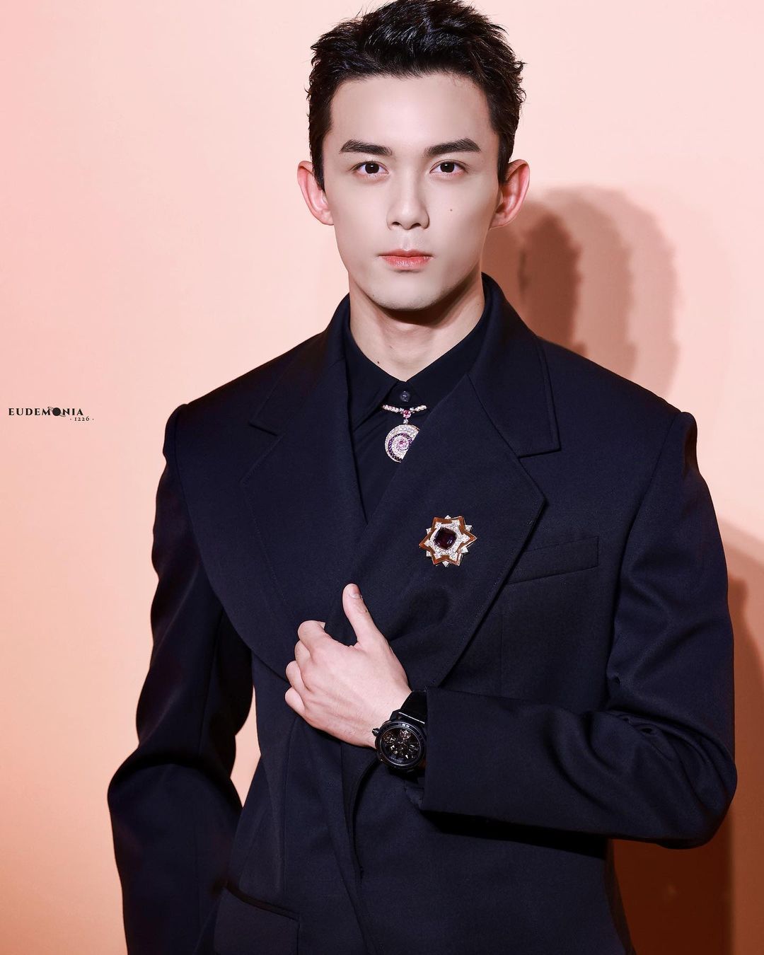 1080x1350 Wu Lei Wallpaper