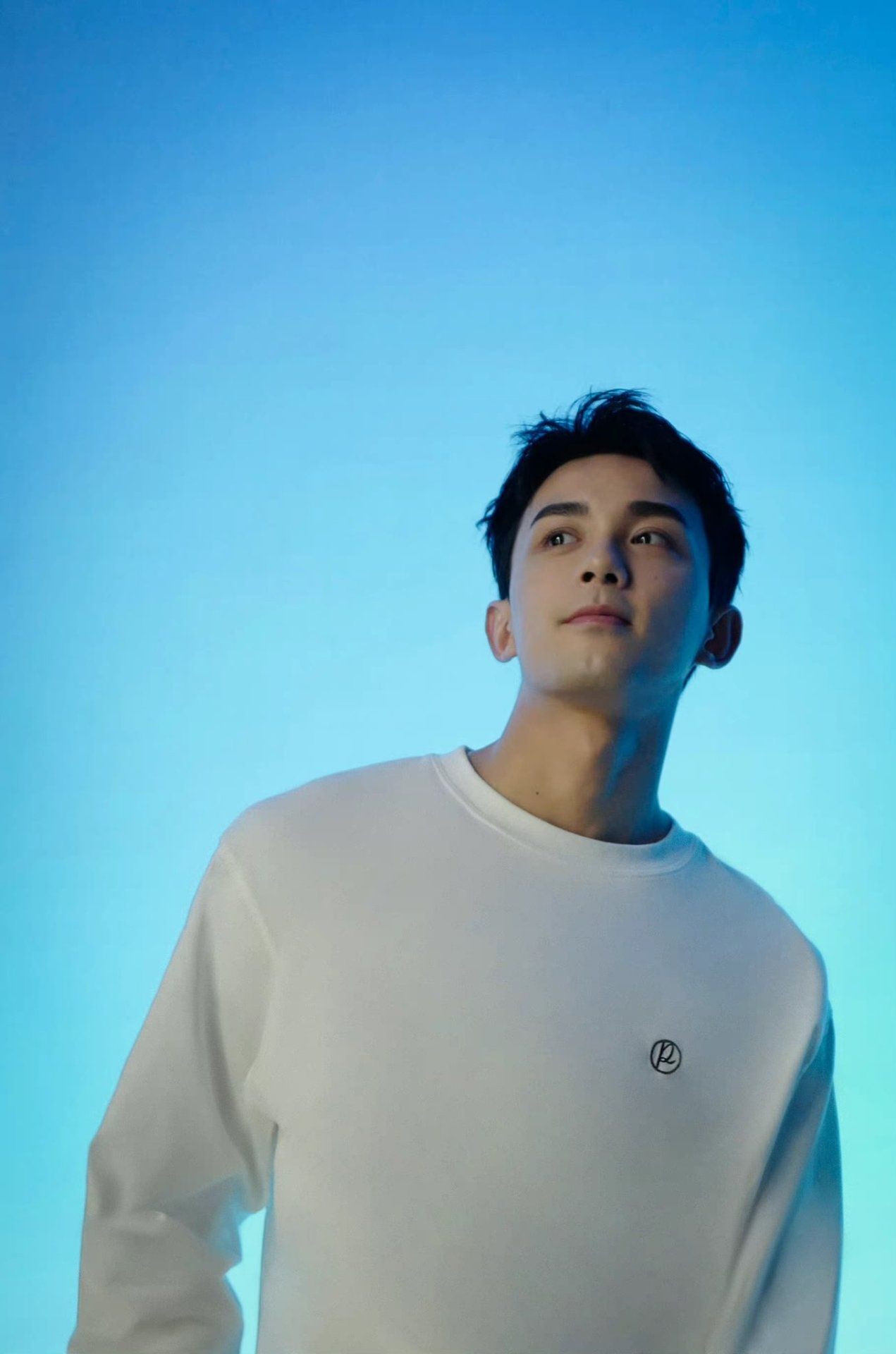 1271x1920 Wu Lei Wallpaper