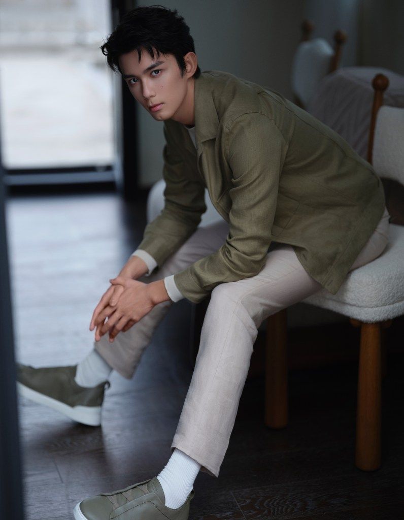 796x1024 About Wu Lei