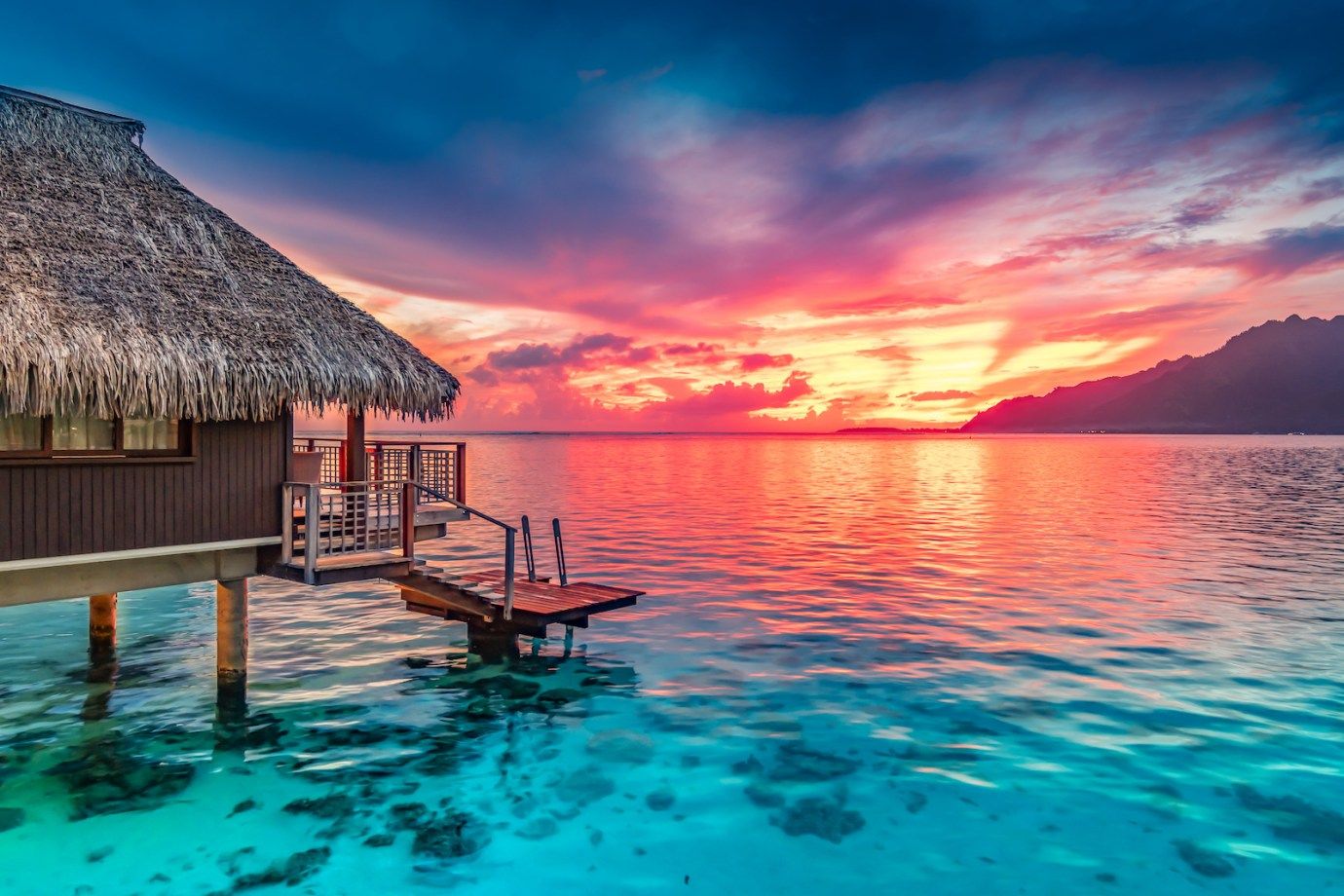 1380x920 Amazing Huts on the Water. Popular Overwater Bungalows