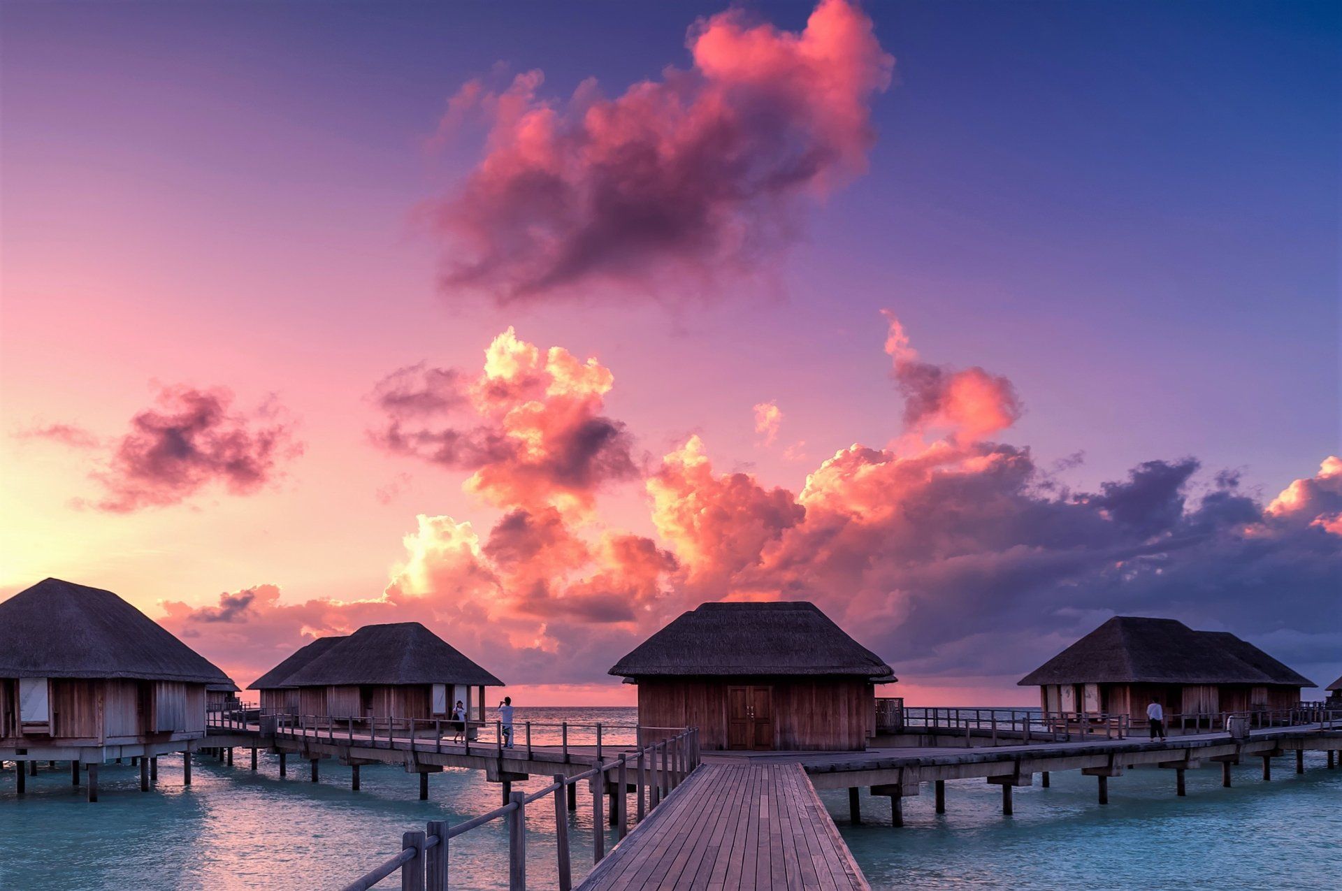 1920x1275 Maldives Overwater Bungalows at Sunset Ocean Resort Retreat HD Wallpaperx2000