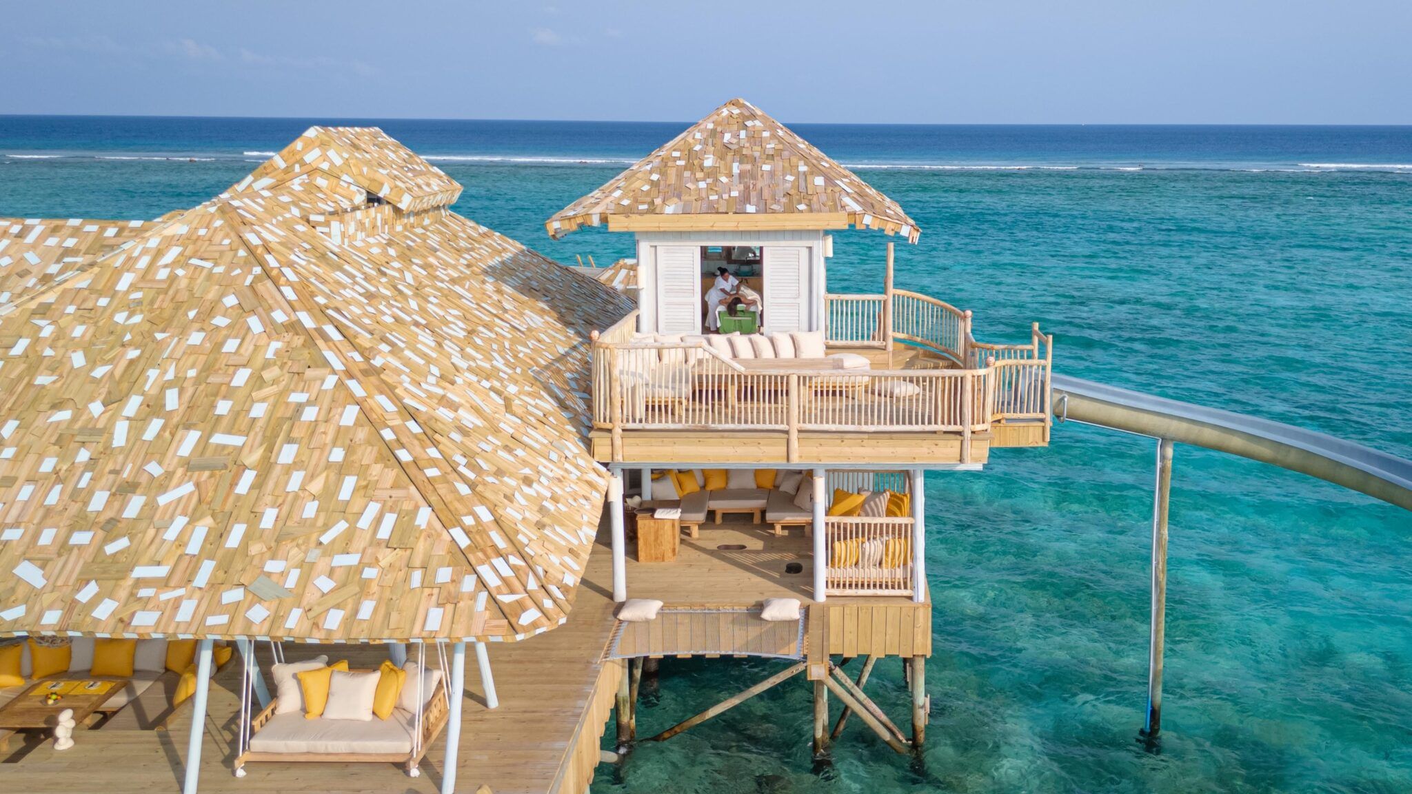 2048x1152 Horizon Overwater Hideaway Villa at Soneva Secret