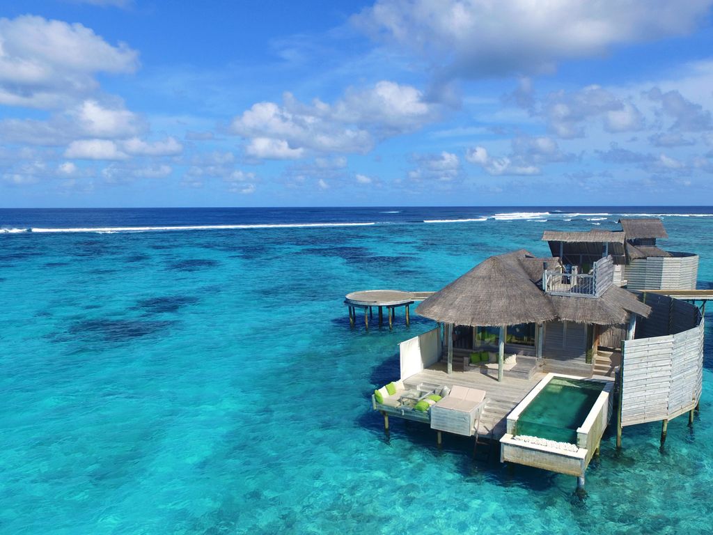 1024x768 Incredible Overwater Bungalow Resorts To Book Around the World. AD Middle East