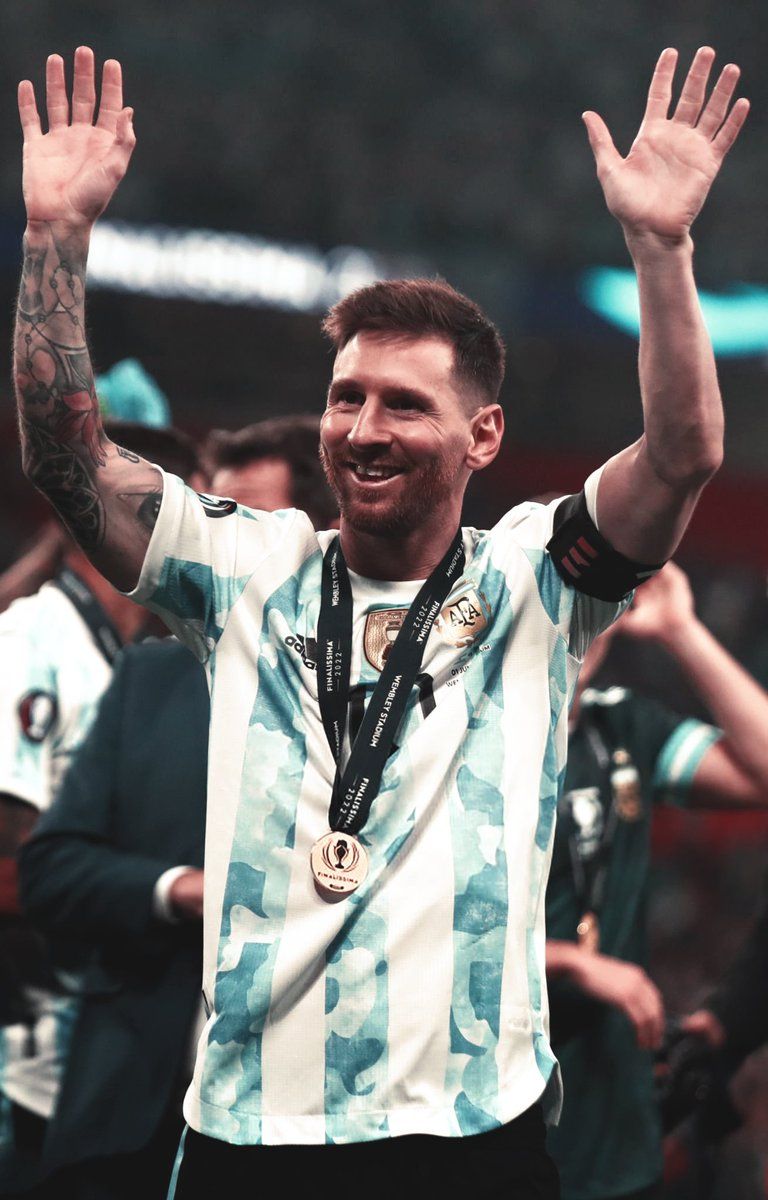 768x1200 Messi Finalissima Wallpaper
