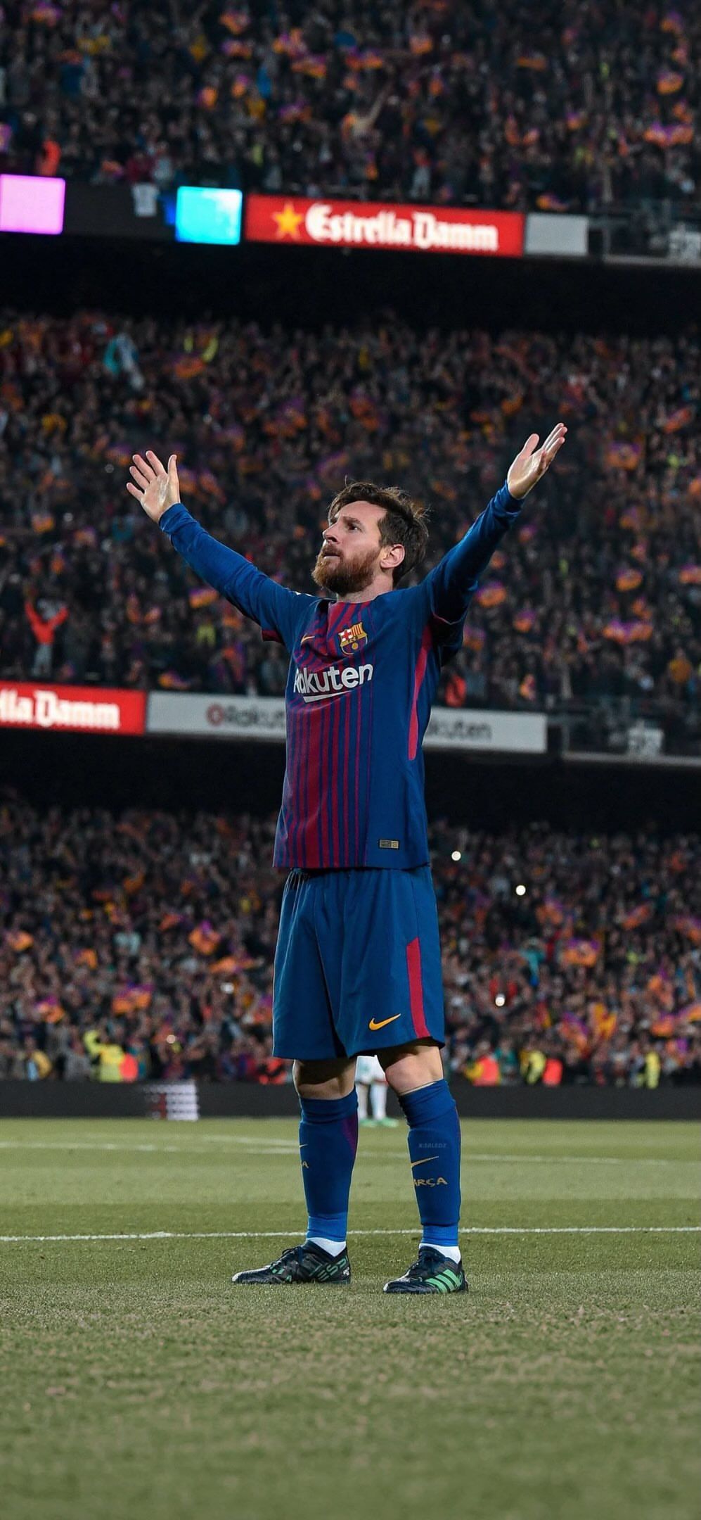 997x2160 Lionel Messi celebrating for FC Barcelona Football Wallpaper