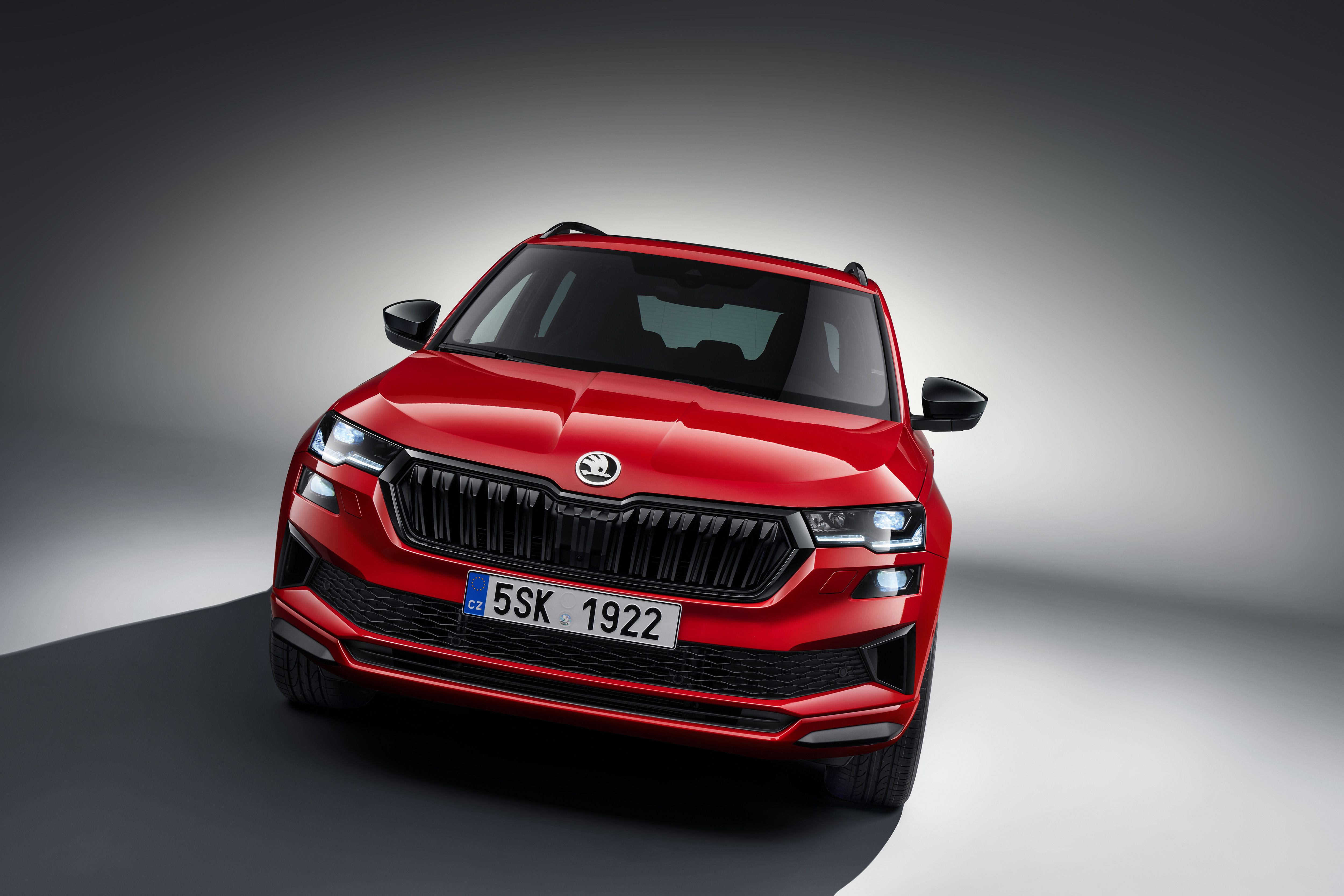 5000x3335 Škoda Karoq 4×4 Phone Wallpaper: Free 4K & HD Downloads