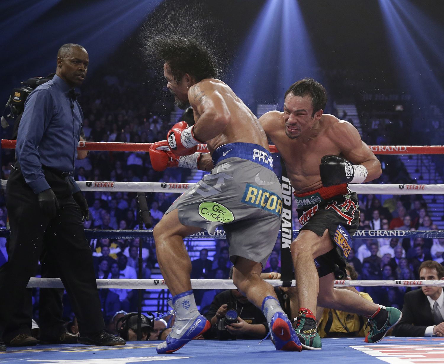 1500x1232 Ferocious fight ends in a knockout: Marquez v. Pacquiao