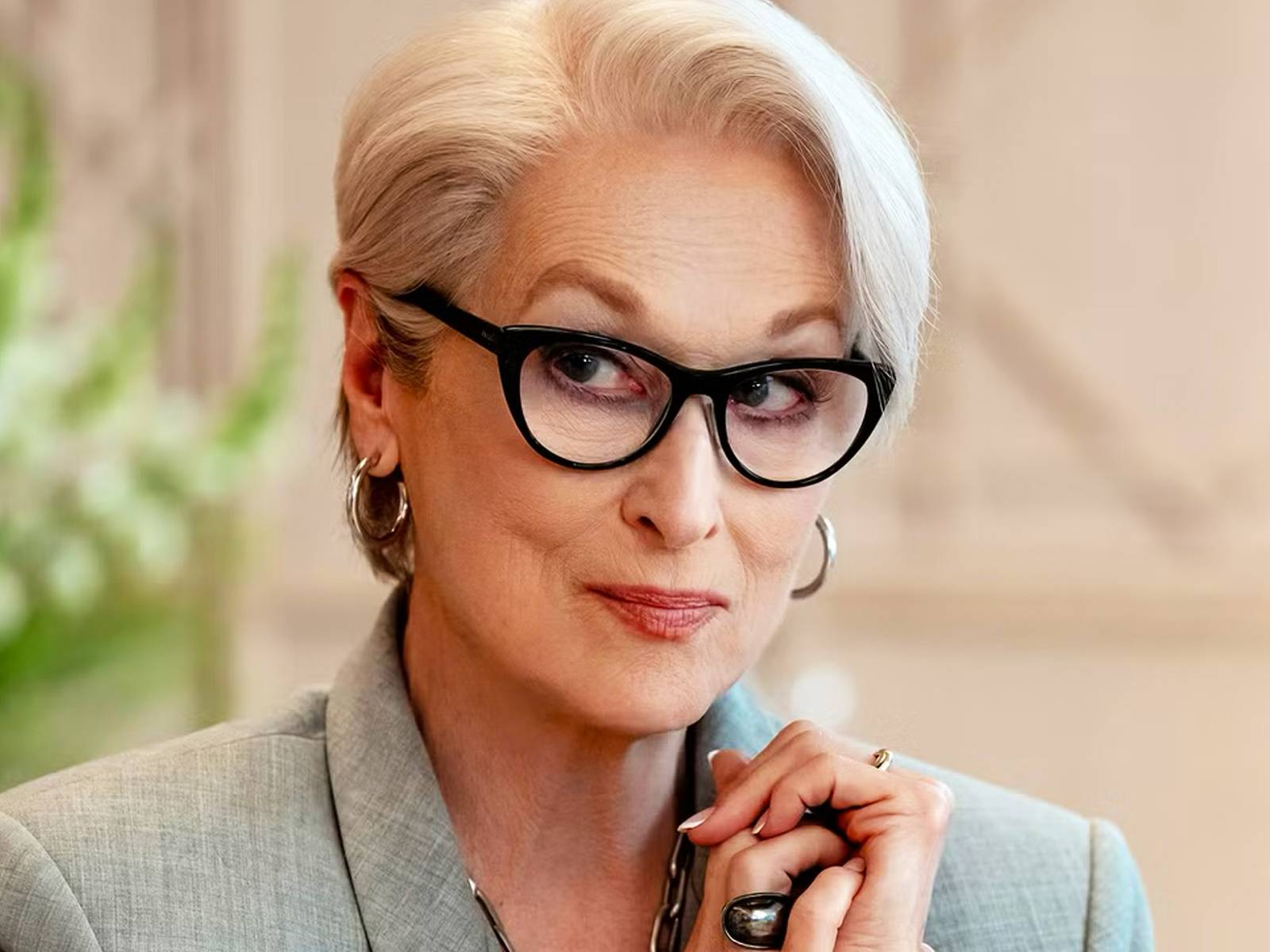 1600x1200 Meryl Streep Turned Down The Devil Wears Prada Until She Was Paid Double