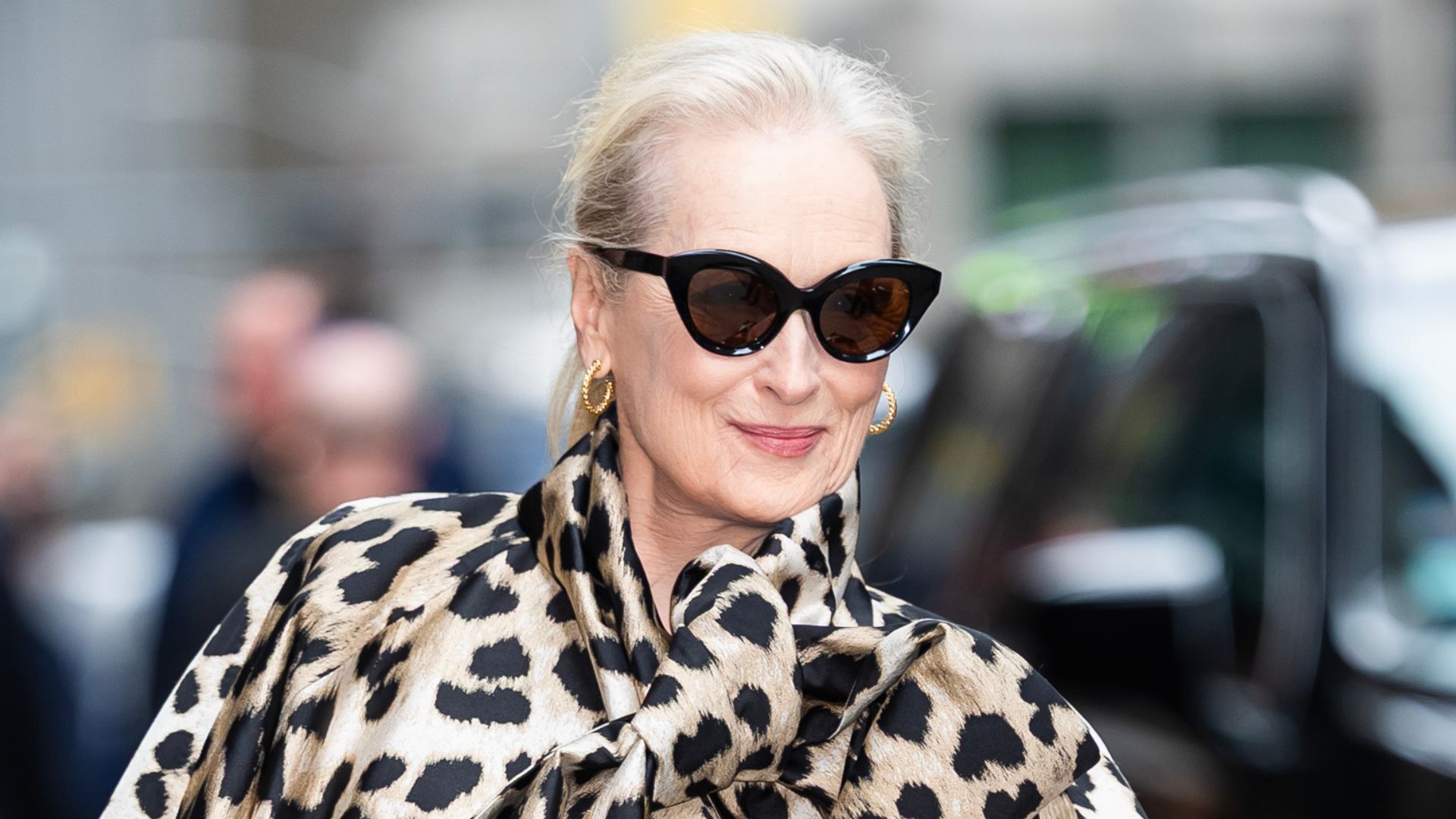 1920x1080 This DeMellier bag just got the seal of approval from Miranda Priestly. Woman & Home