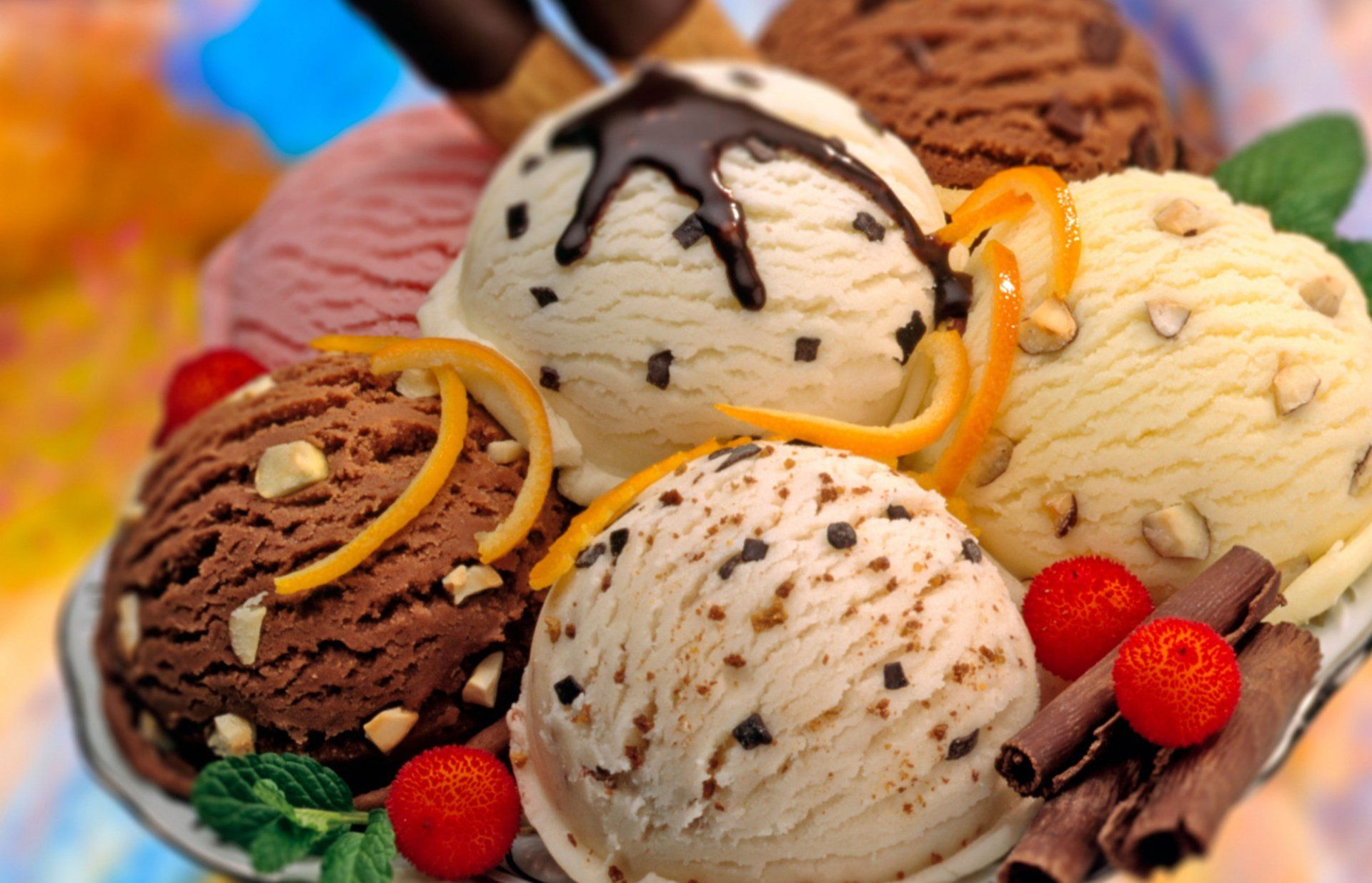 1920x1236 HD Ice Cream Bliss Wallpaper