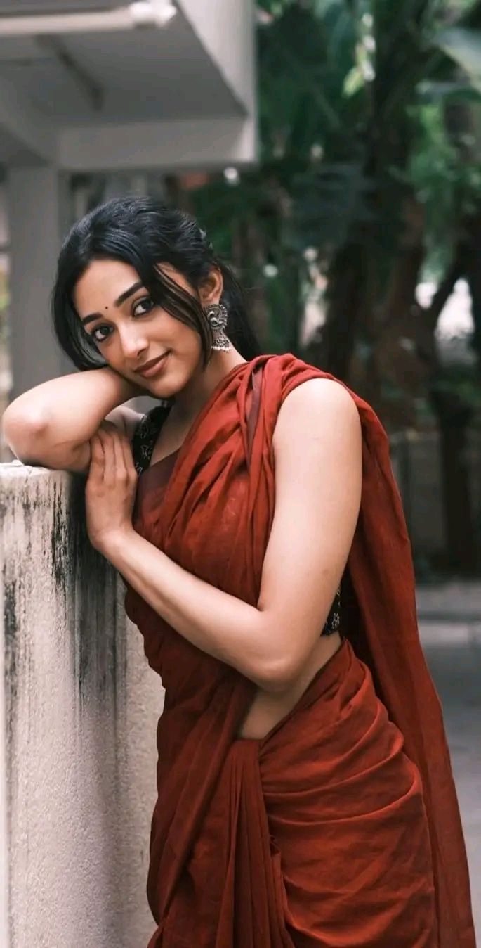 685x1348 Preity Mukhundhan