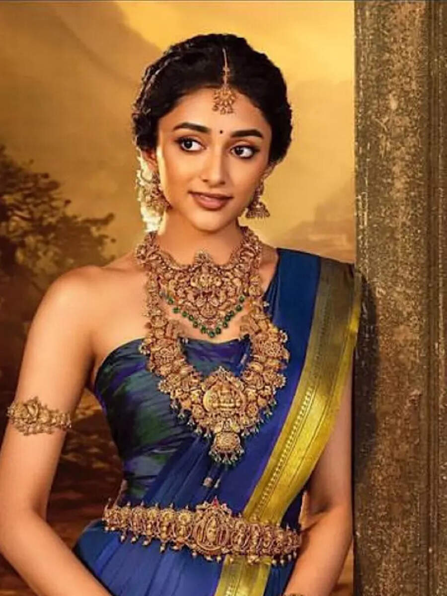 900x1200 Preity Mukhundhan stuns in her new photohoot​. Times of India
