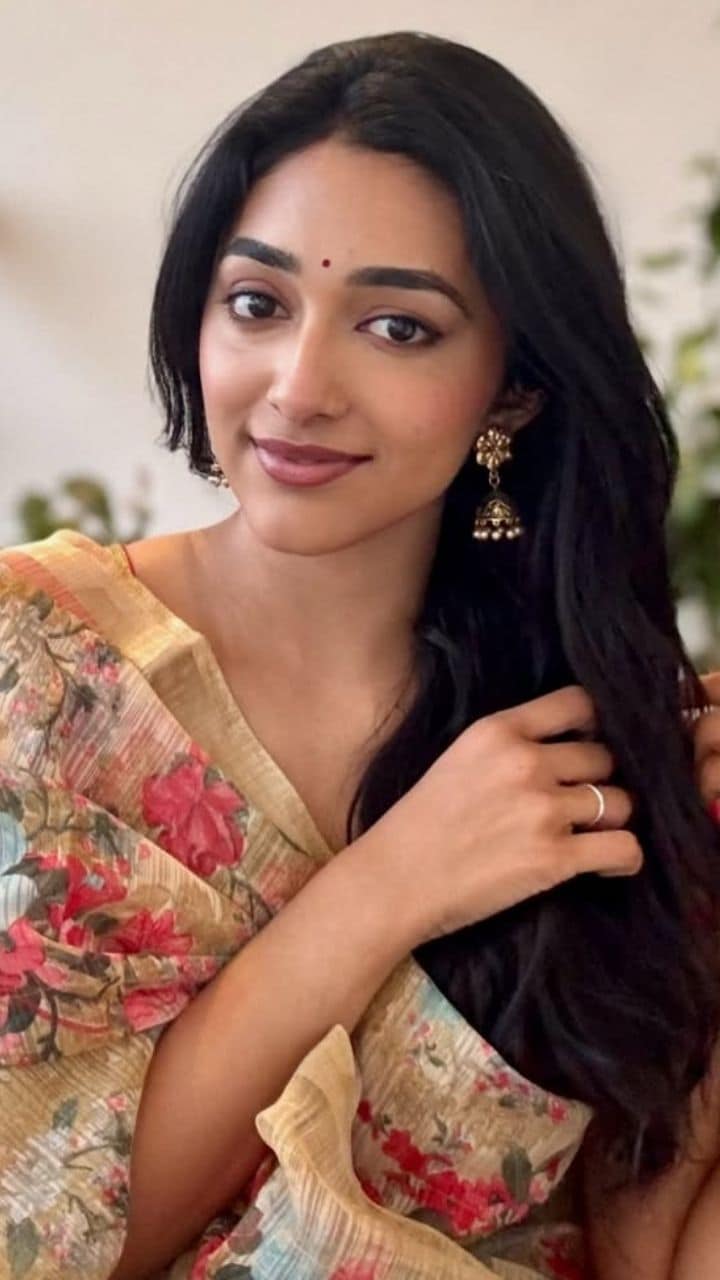720x1280 Preity Mukhundhan