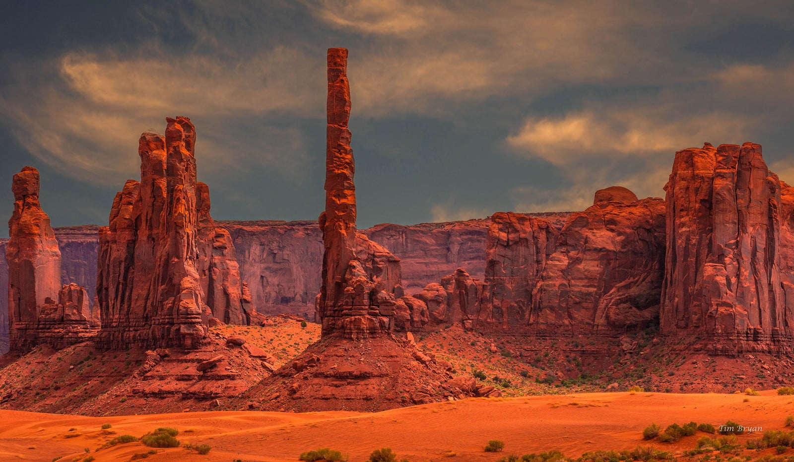 1600x931 Brown canyon, mountains, Monument Valley, southwest, USA HD wallpaper