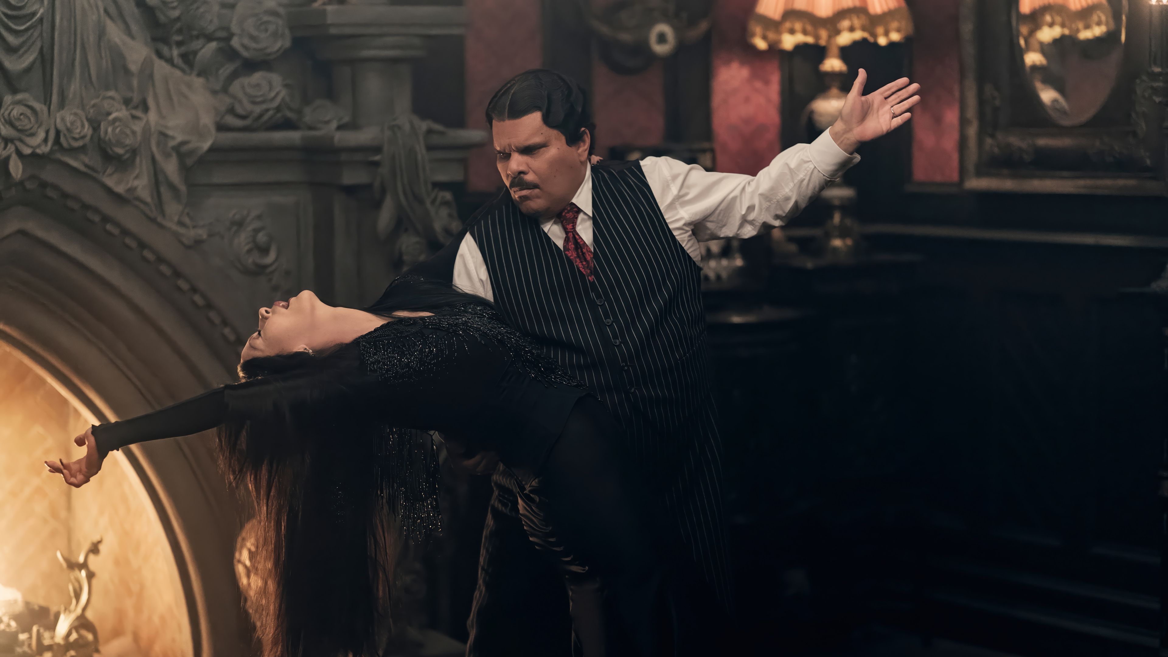 3840x2160 Motricia Gomez Addams Wednesday S2 4K Wallpaper iPhone HD Phone