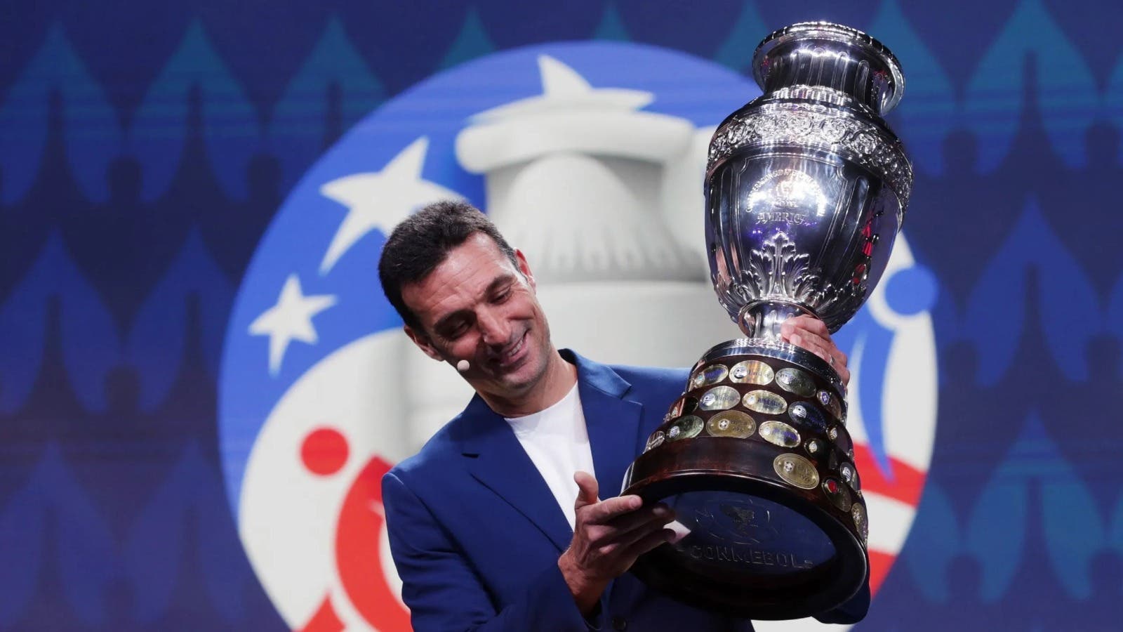 1600x900 Lionel Scaloni Nominated for Best Coach in the Americas